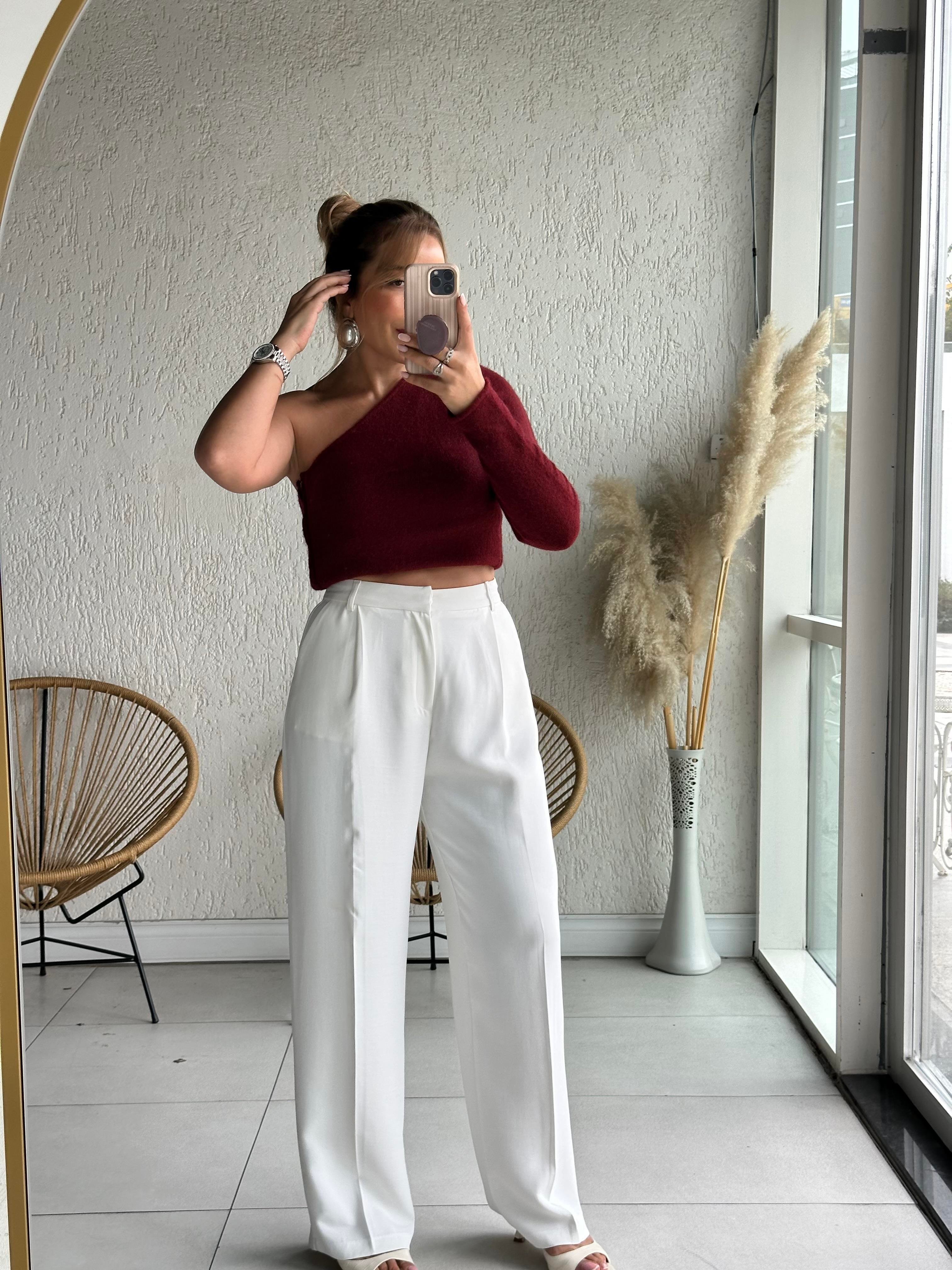 Beyaz Pileli Premium Pantolon
