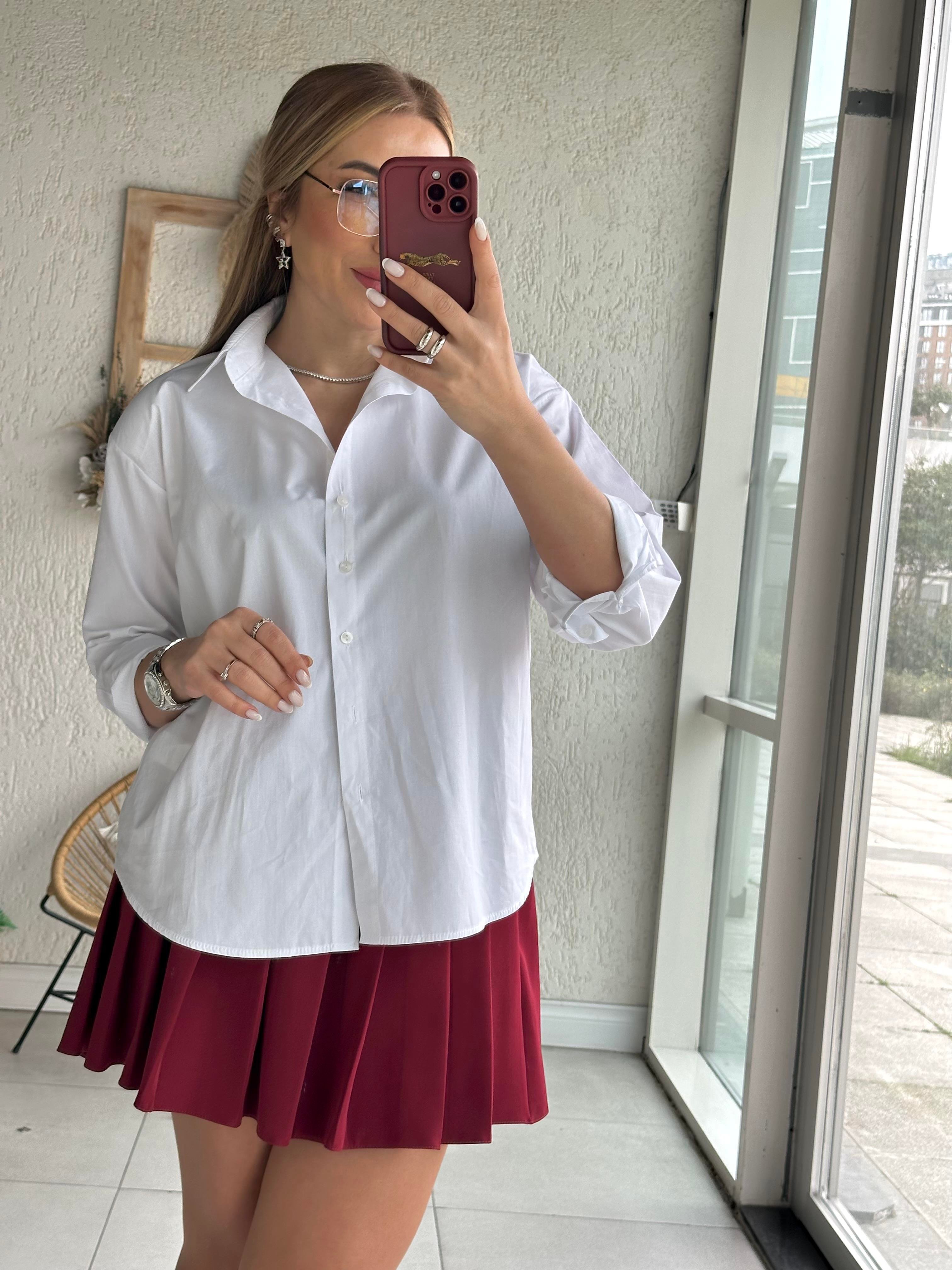 Beyaz Vatkalı Gömlek