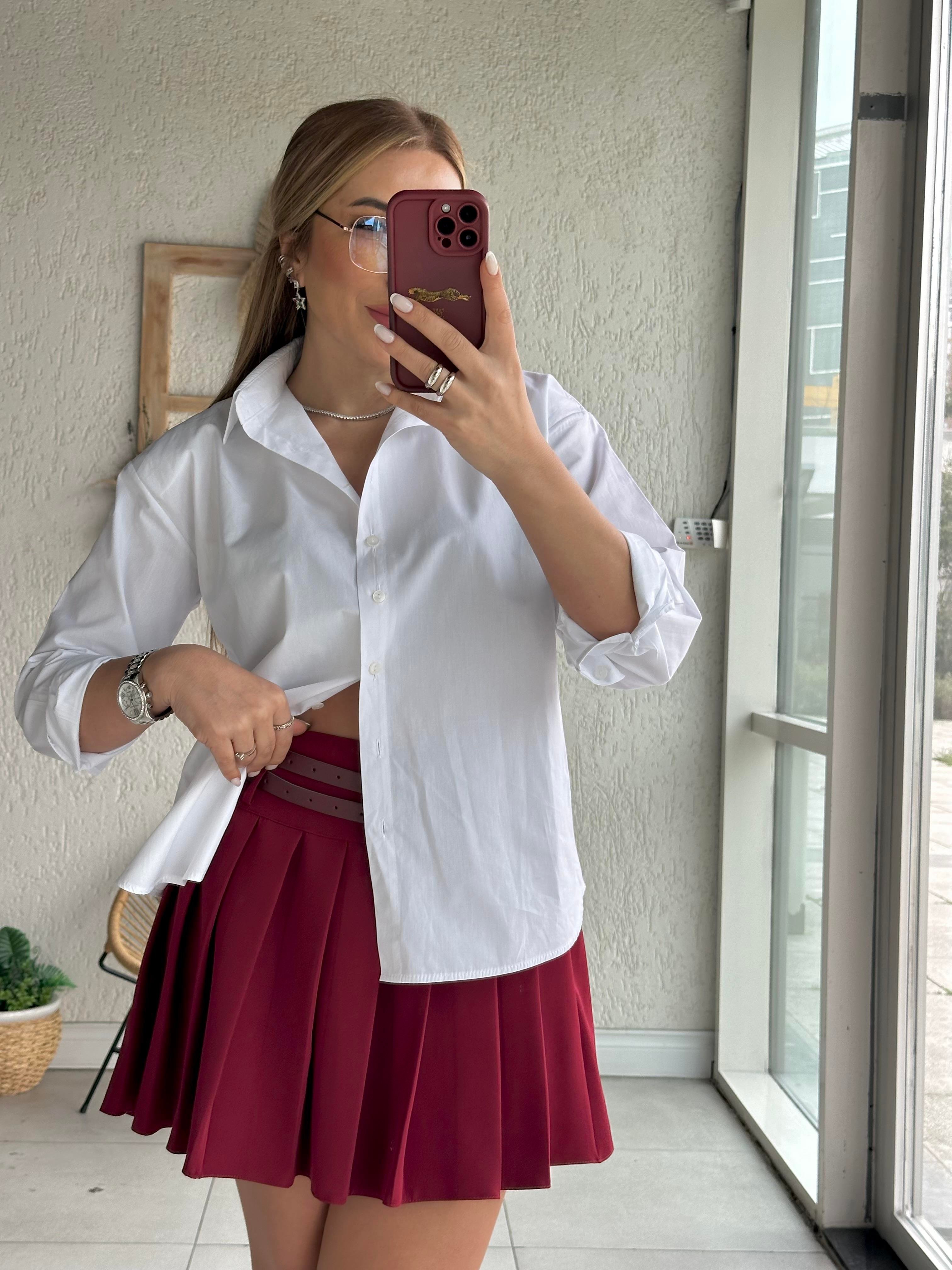 Beyaz Vatkalı Gömlek