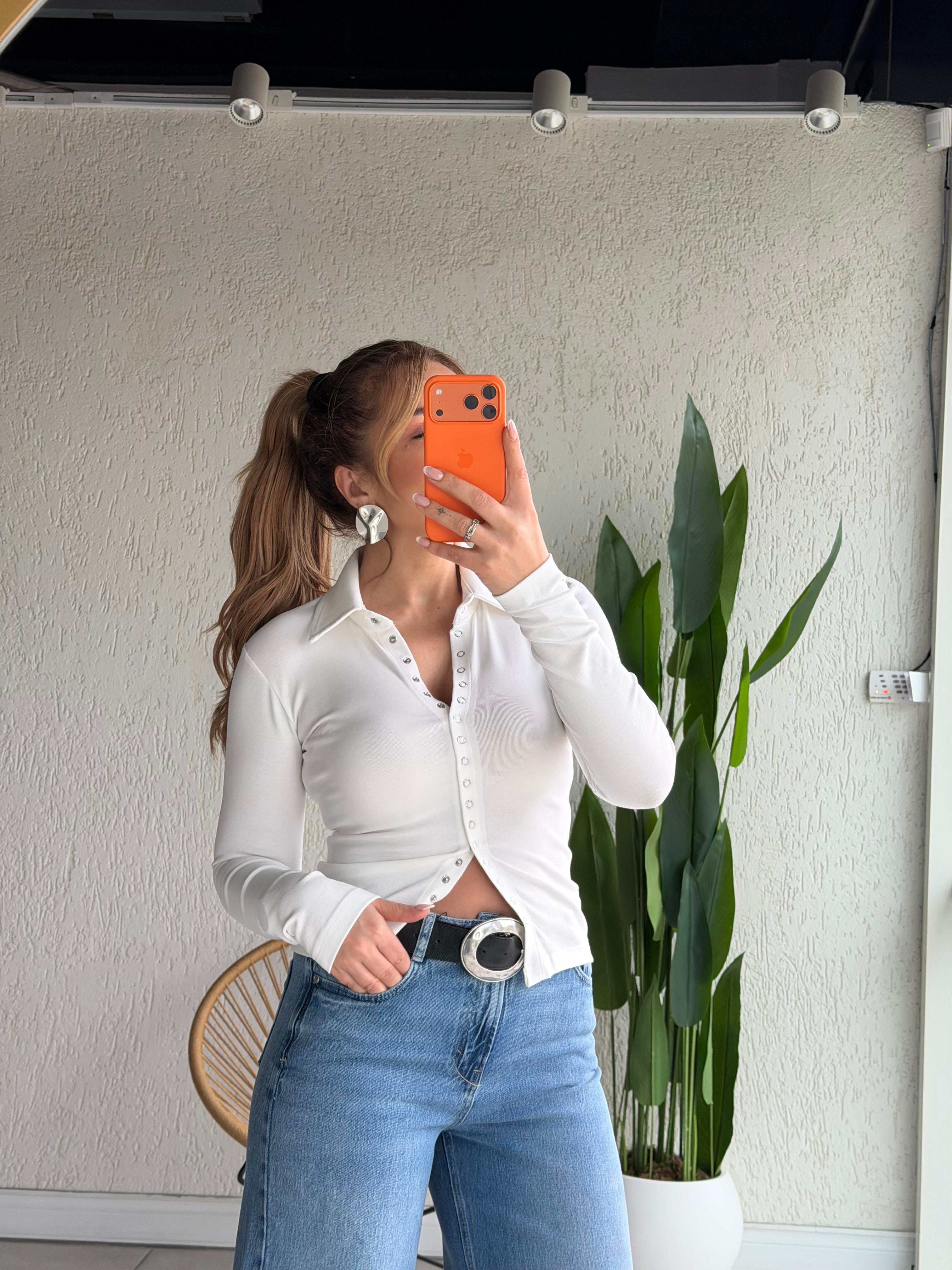 Ekru Çıtçıt Detaylı Bluz