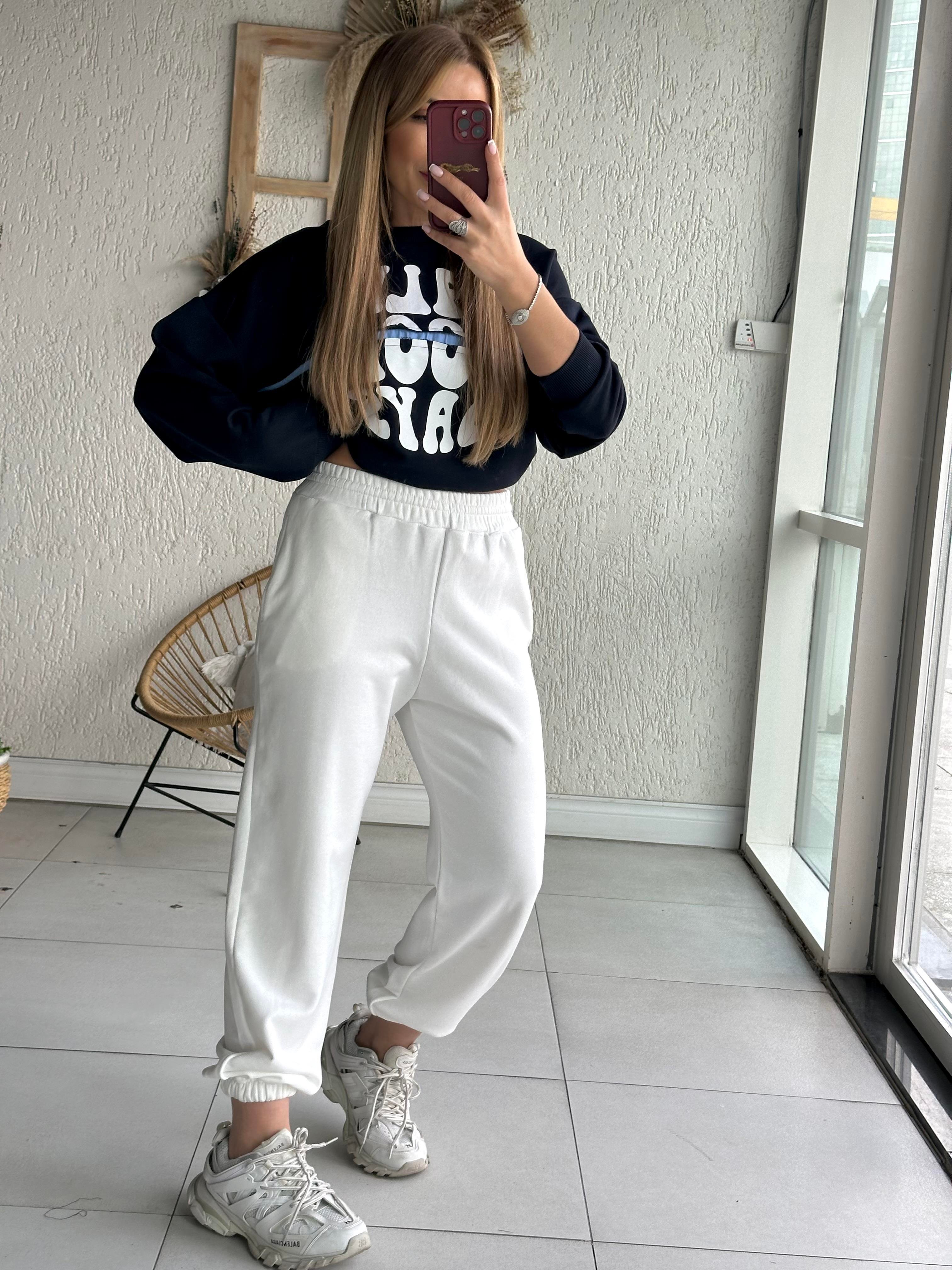 Ekru Eşofman