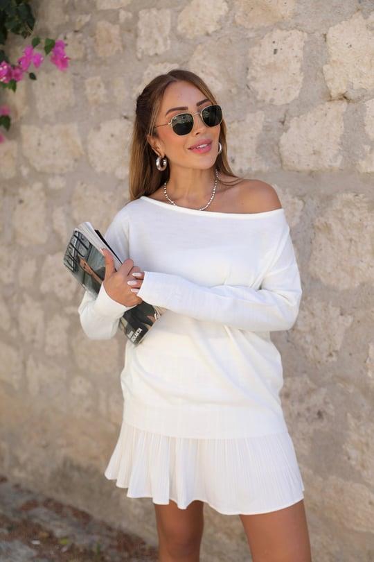 Ekru Kayık Yaka Triko Bluz