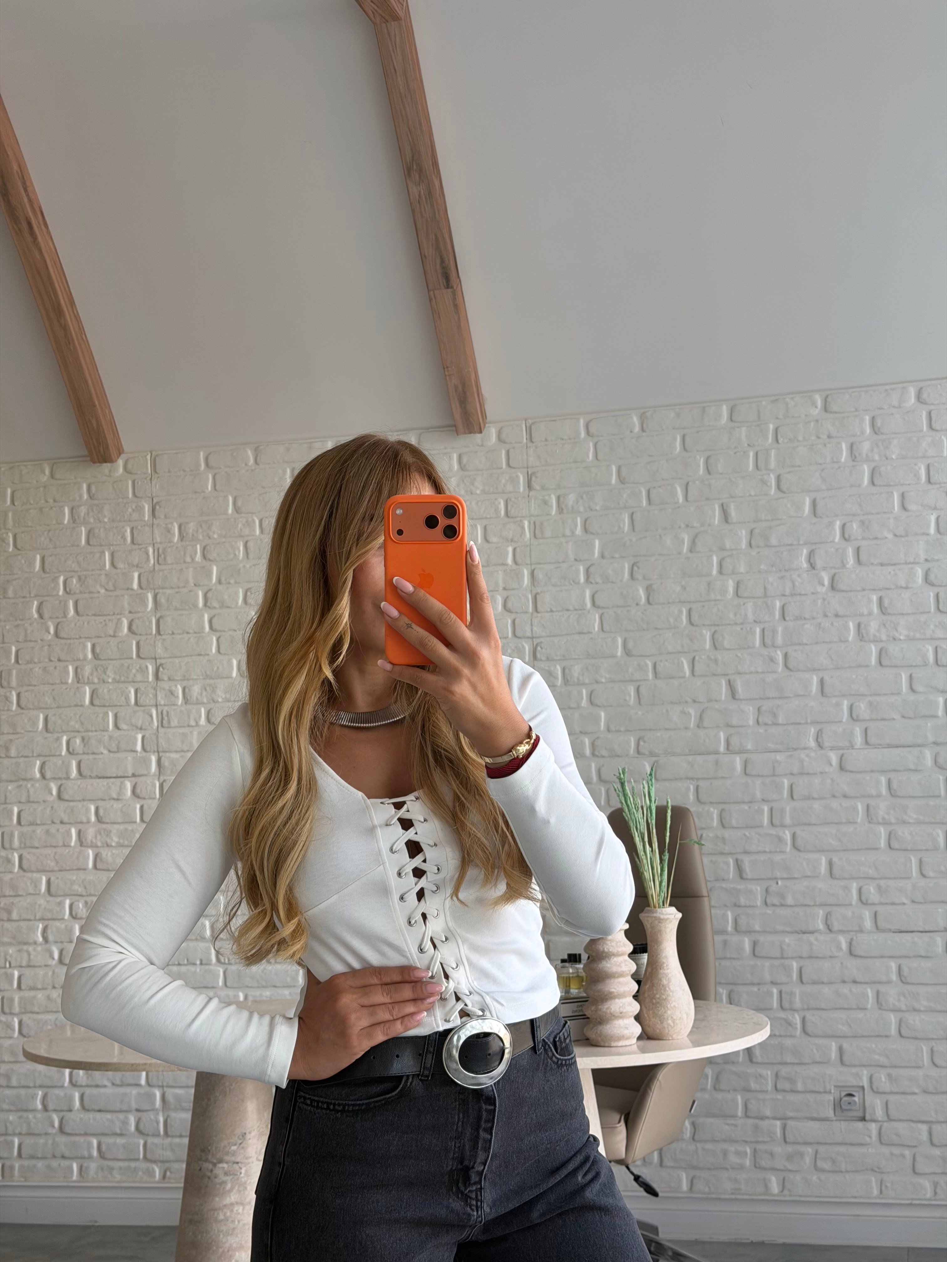 Ekru Kuşgözü Detaylı Bluz