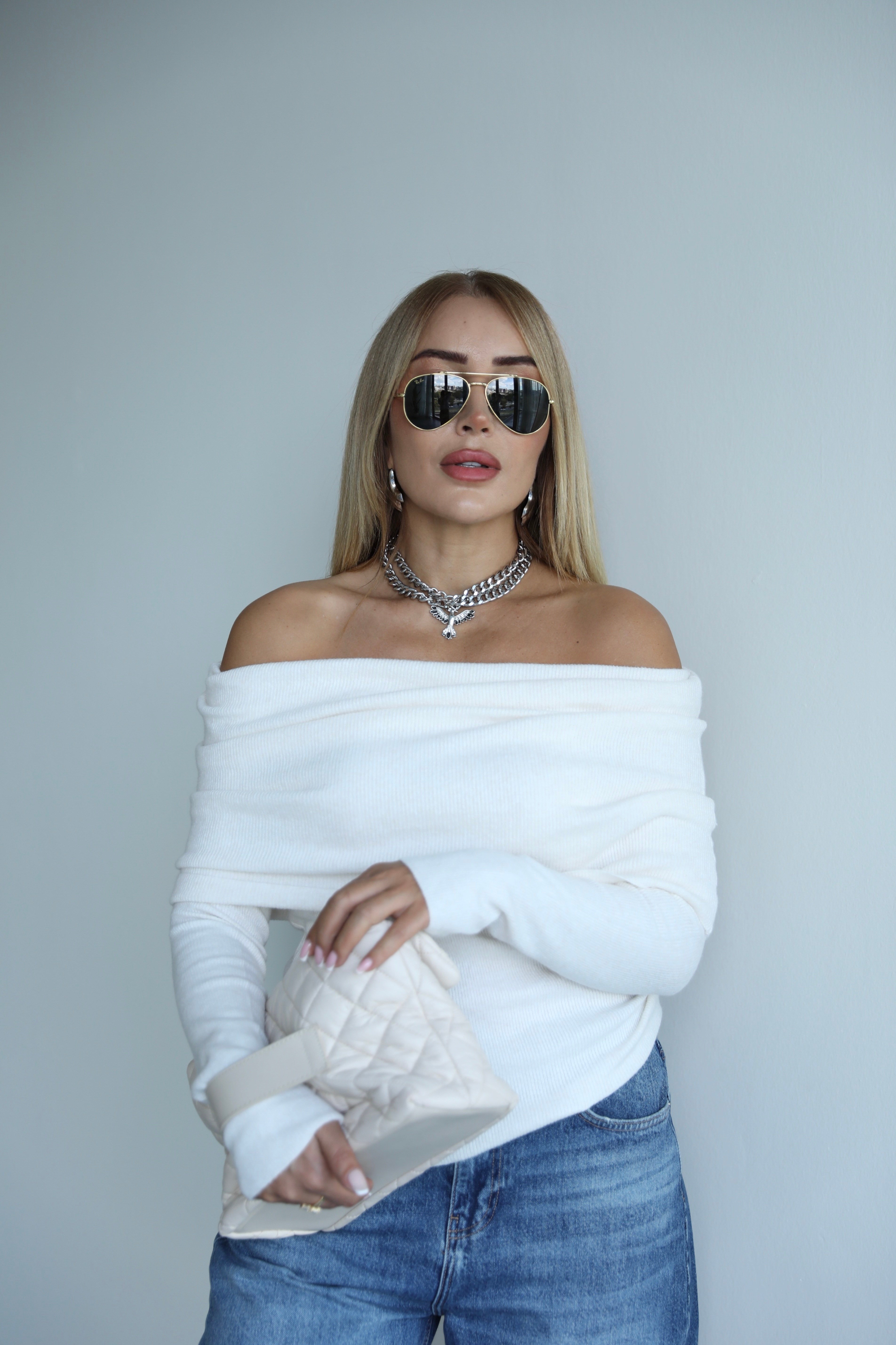 Ekru Madonna Yumoş Triko Kazak