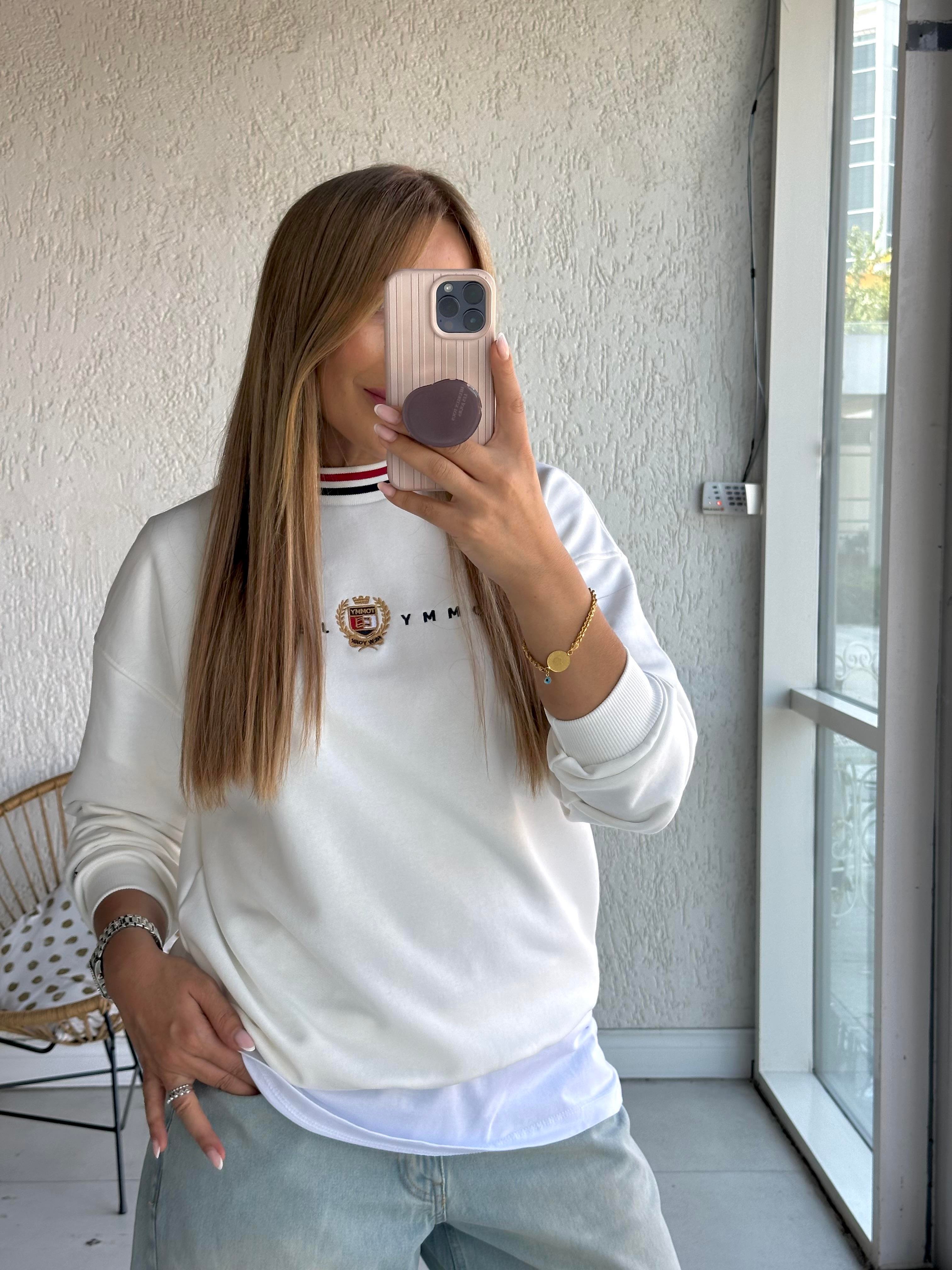 Ekru Nakışlı Sweatshirt