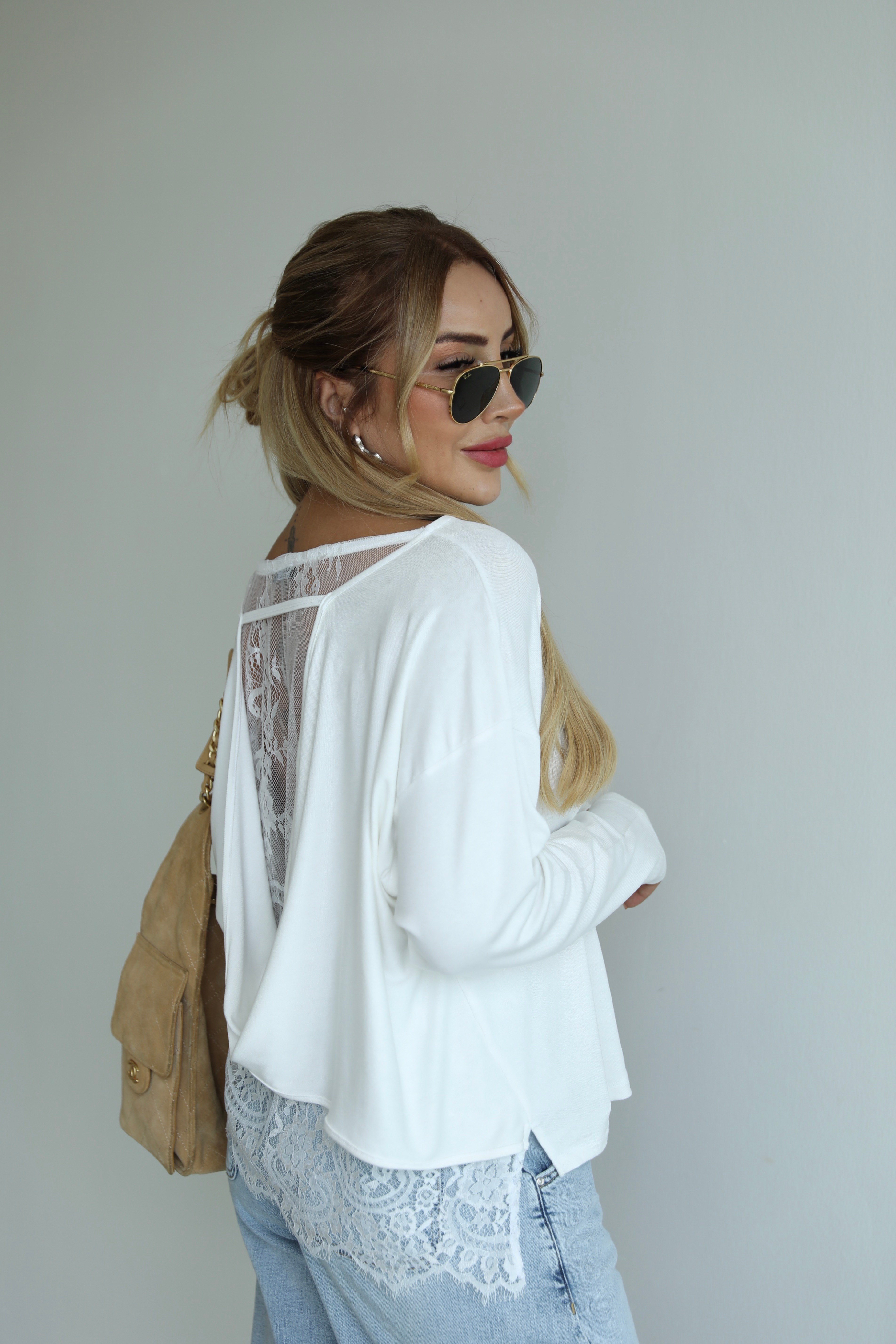 Ekru Sırt Dantelli Oversize Triko Bluz