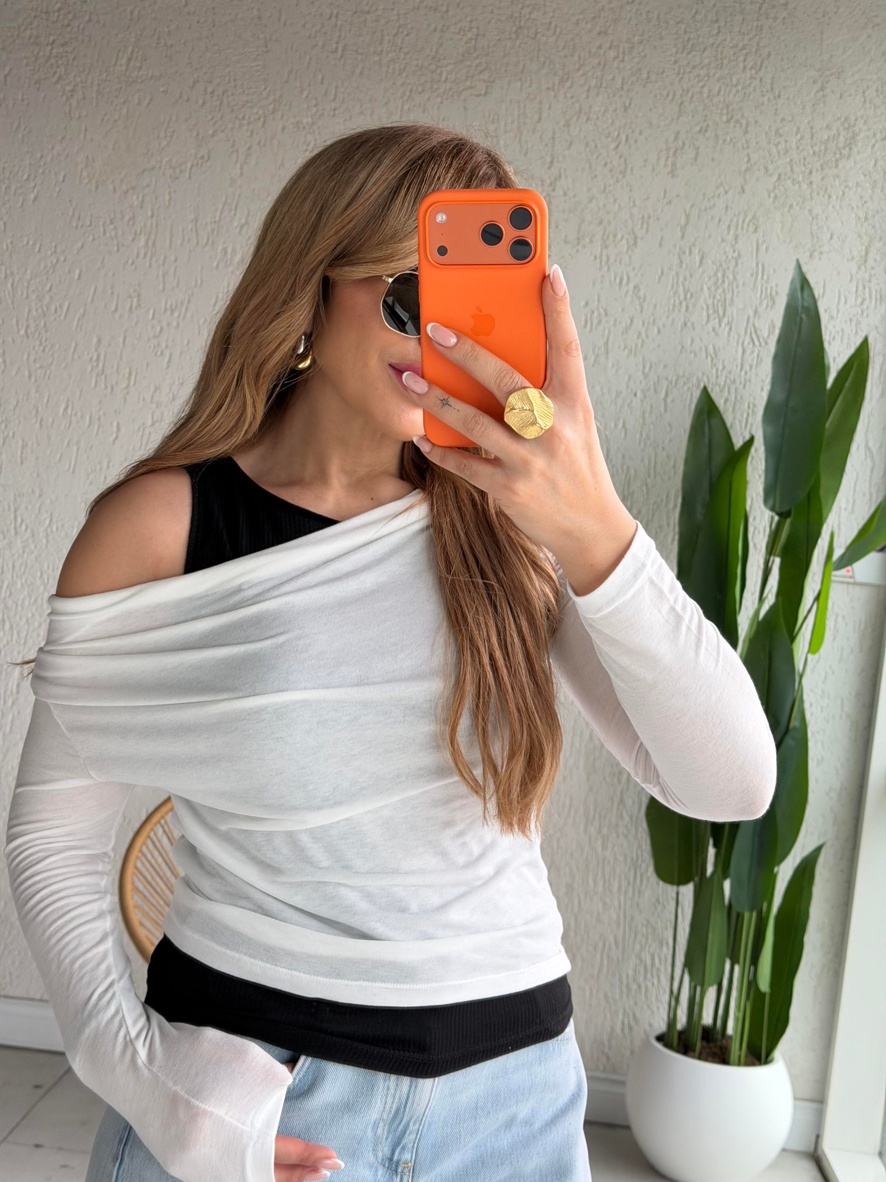 Ekru Siyah Atlet Detaylı Triko Bluz