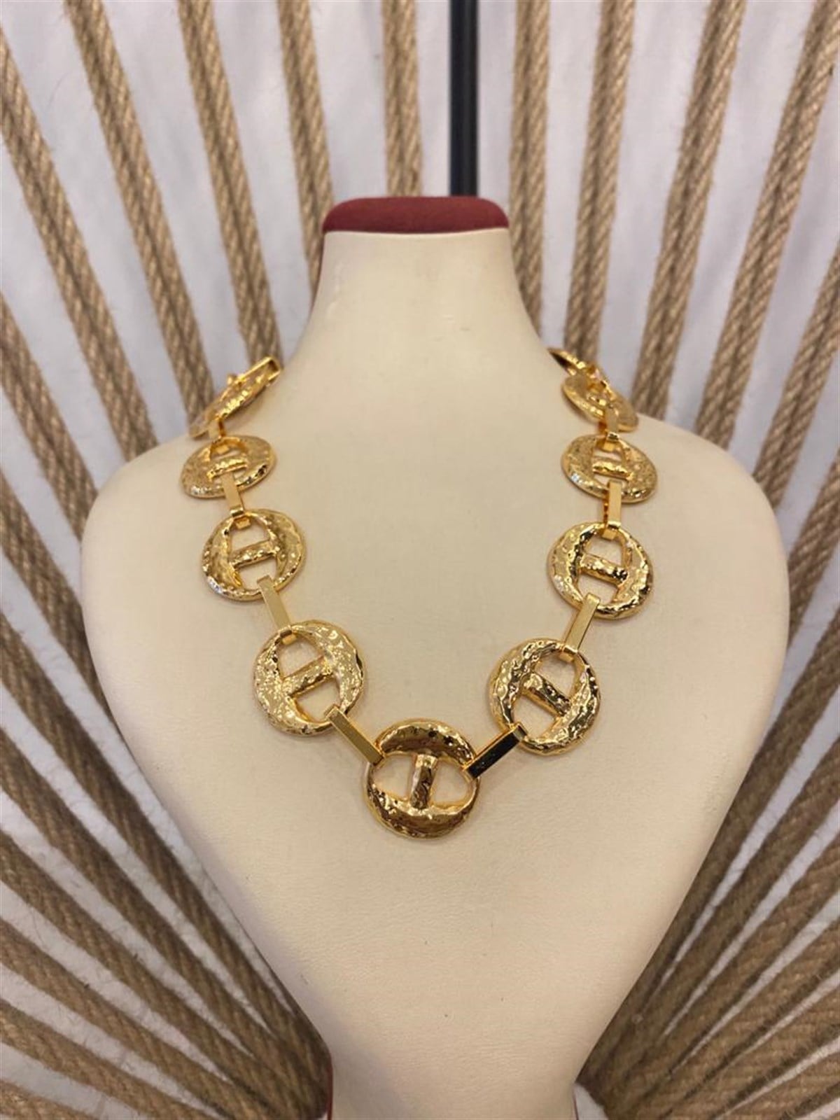 Gold Halka Detay Kolye