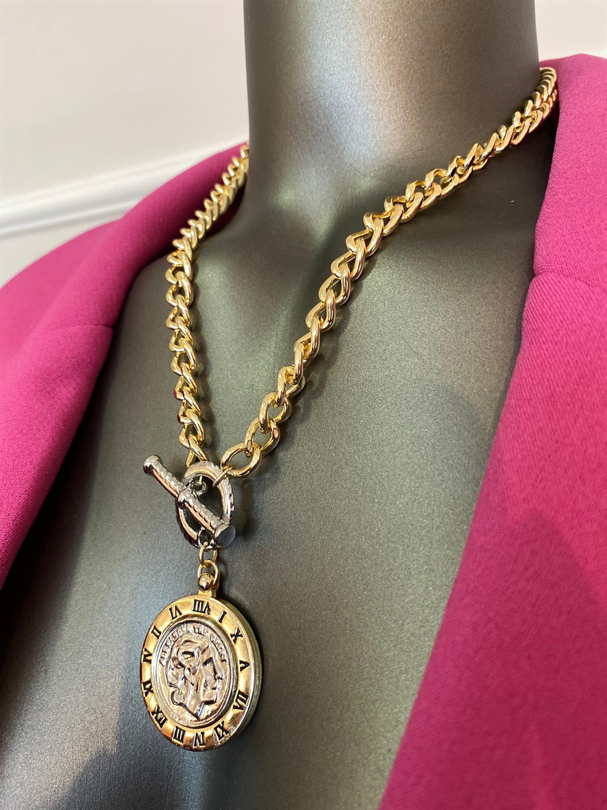 Gold Zincir Madalyonlu Kolye