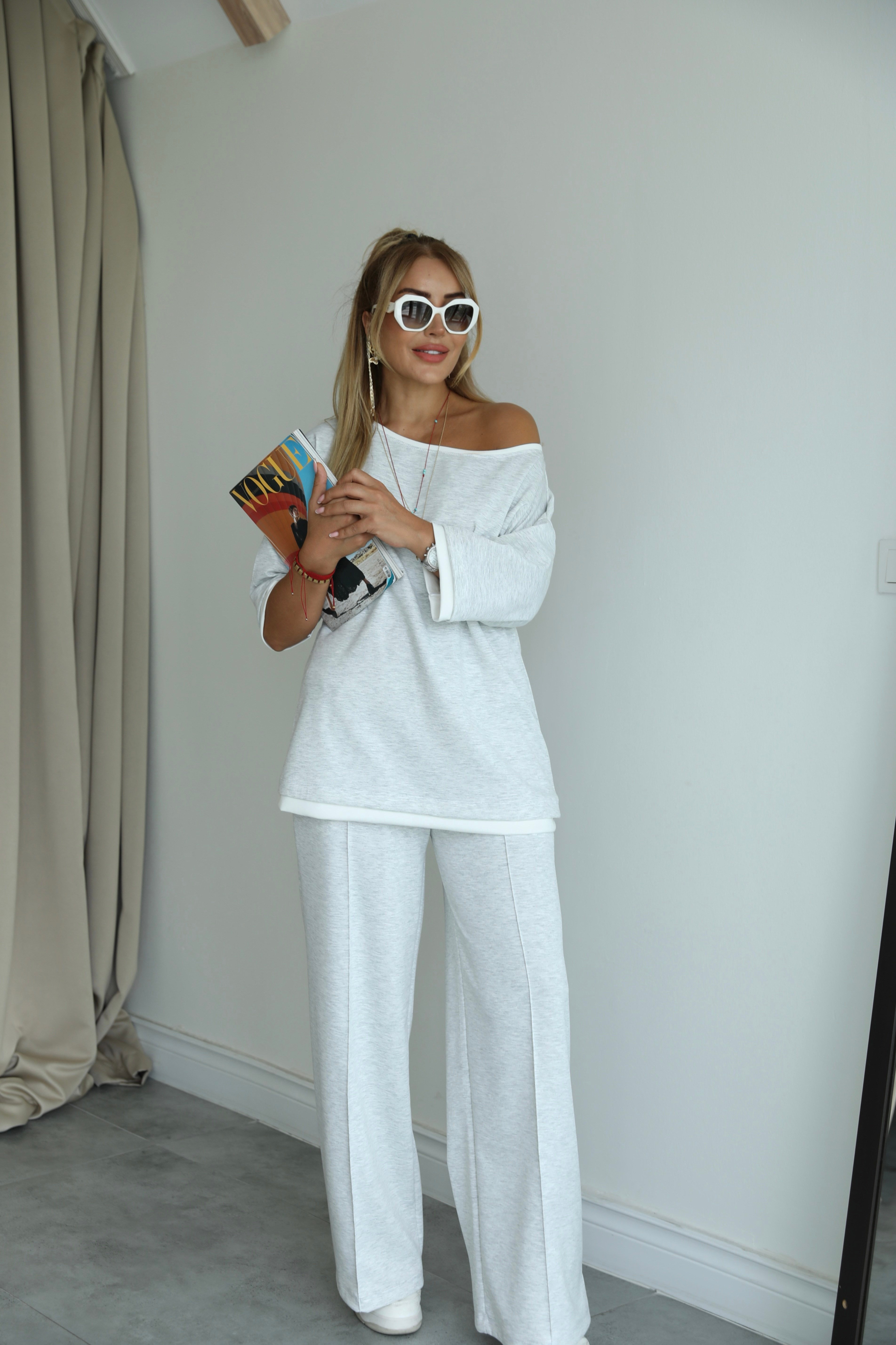 Gri Beyaz Biyeli Oversize Takım 
