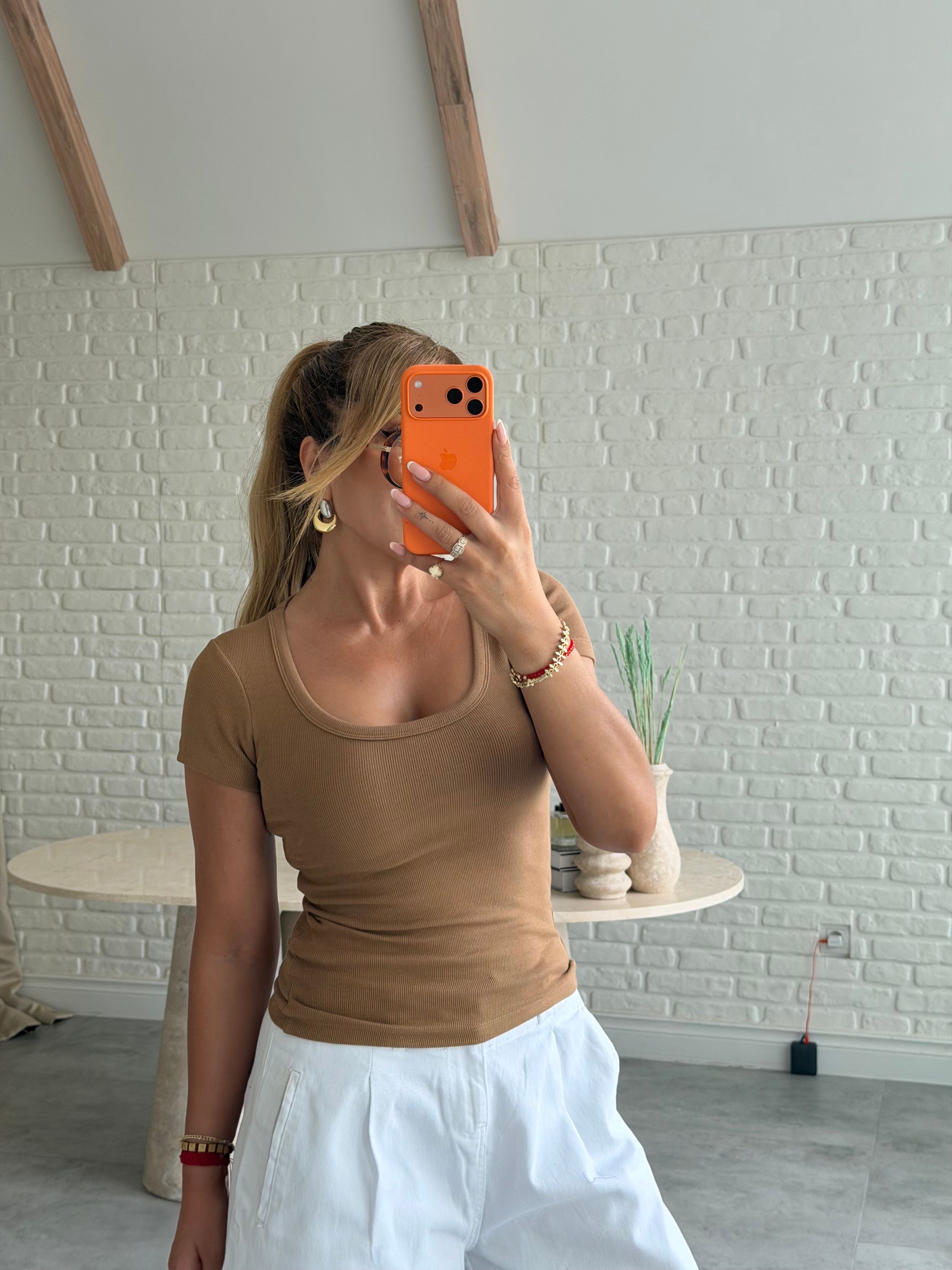 Kahve Bisiklet Yaka Fitilli T-shirt 