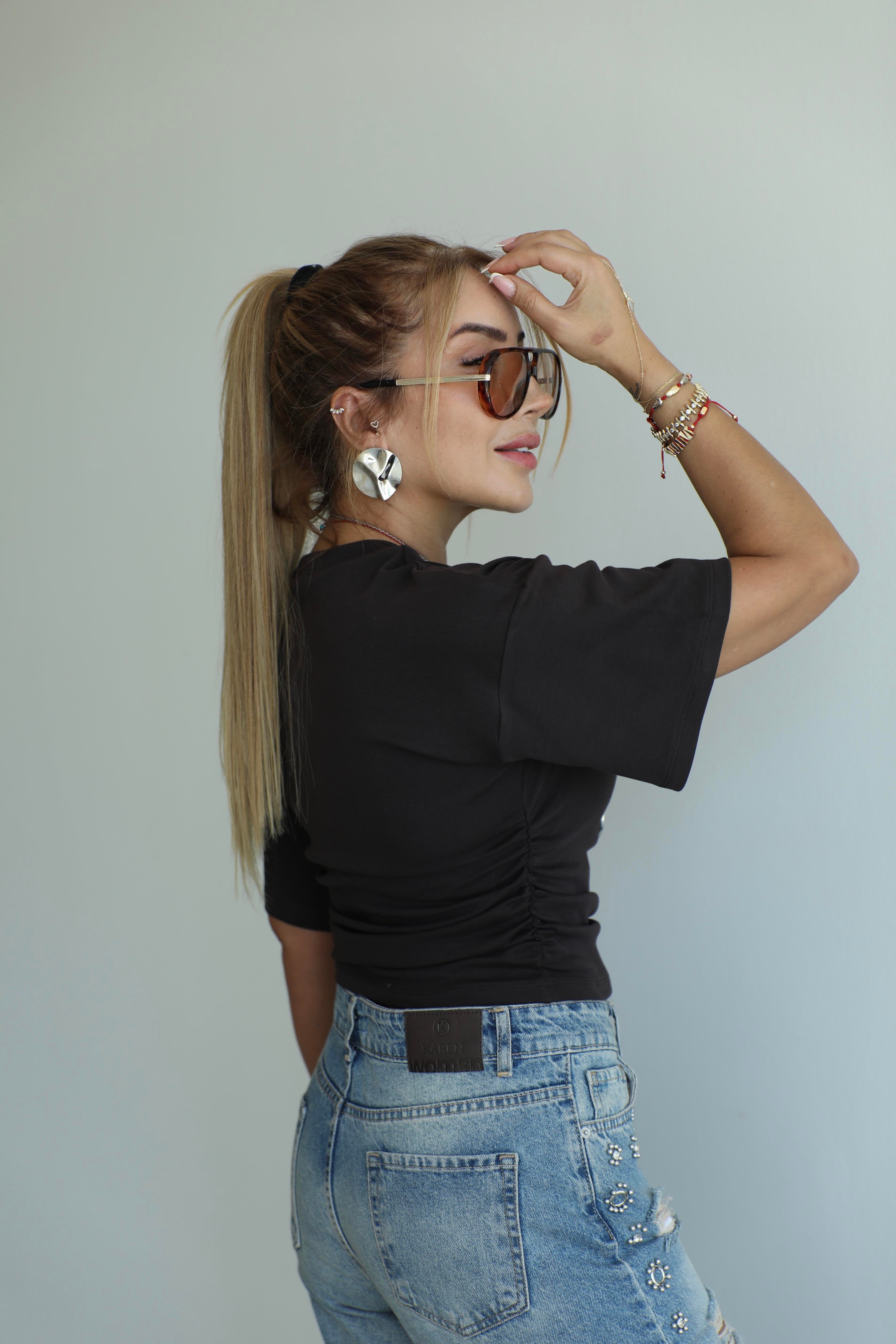 Kahve Büzgü Detaylı T-shirt