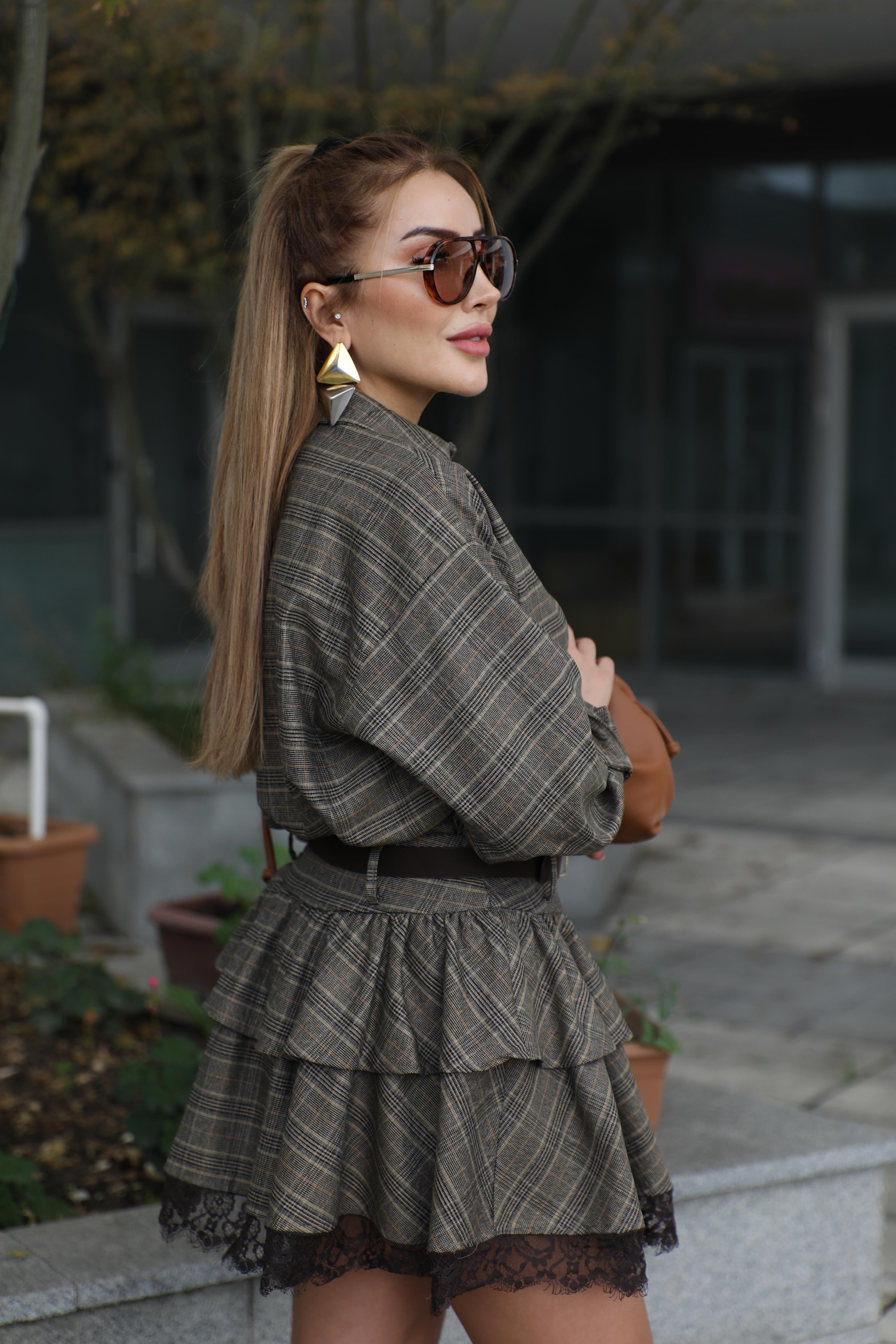 Kahve Kareli Dantel Detaylı Takım