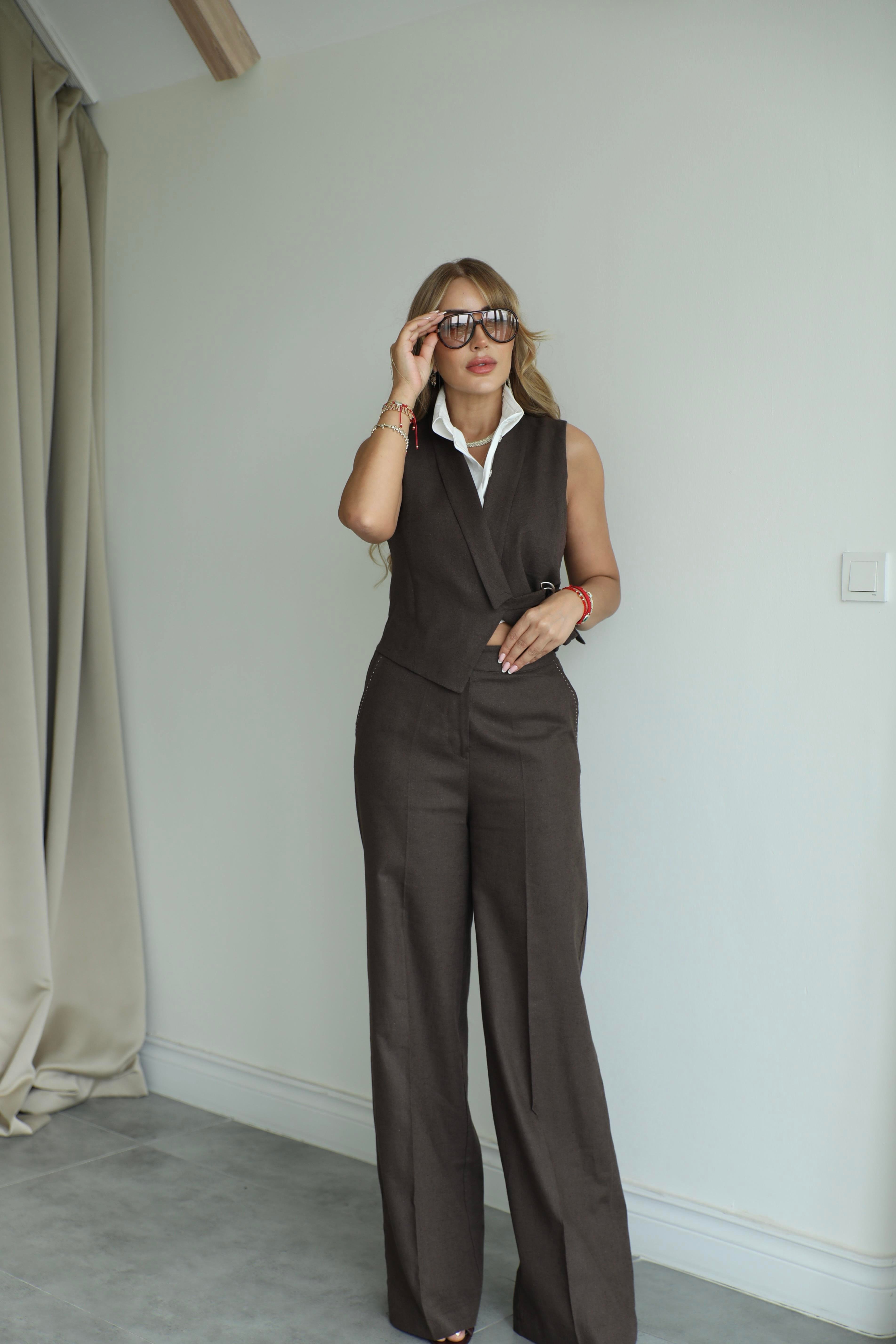 Kahve Poplin Detaylı Yelek Pantolon Takım
