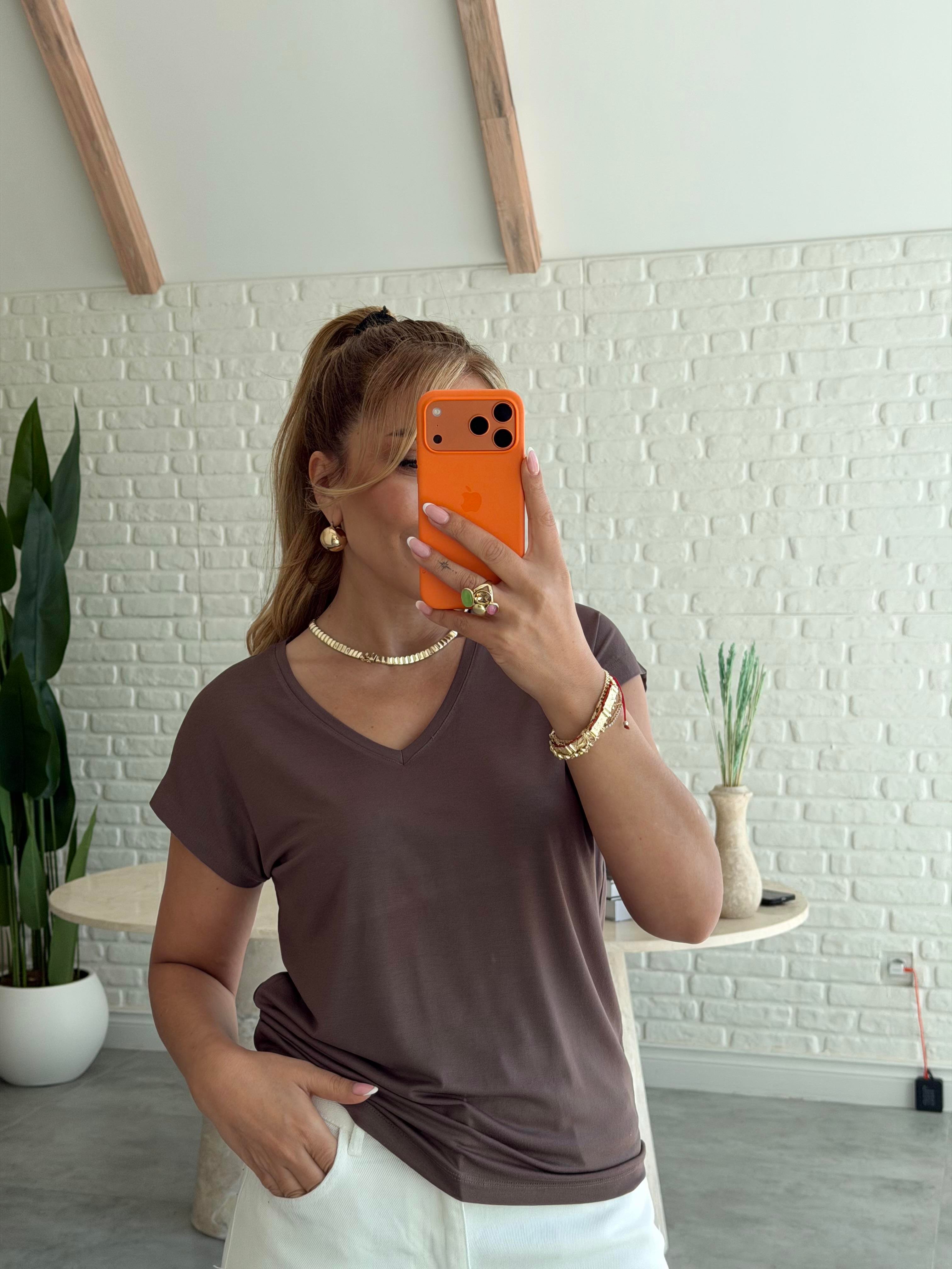 Kahve V Yaka Basic T-shirt