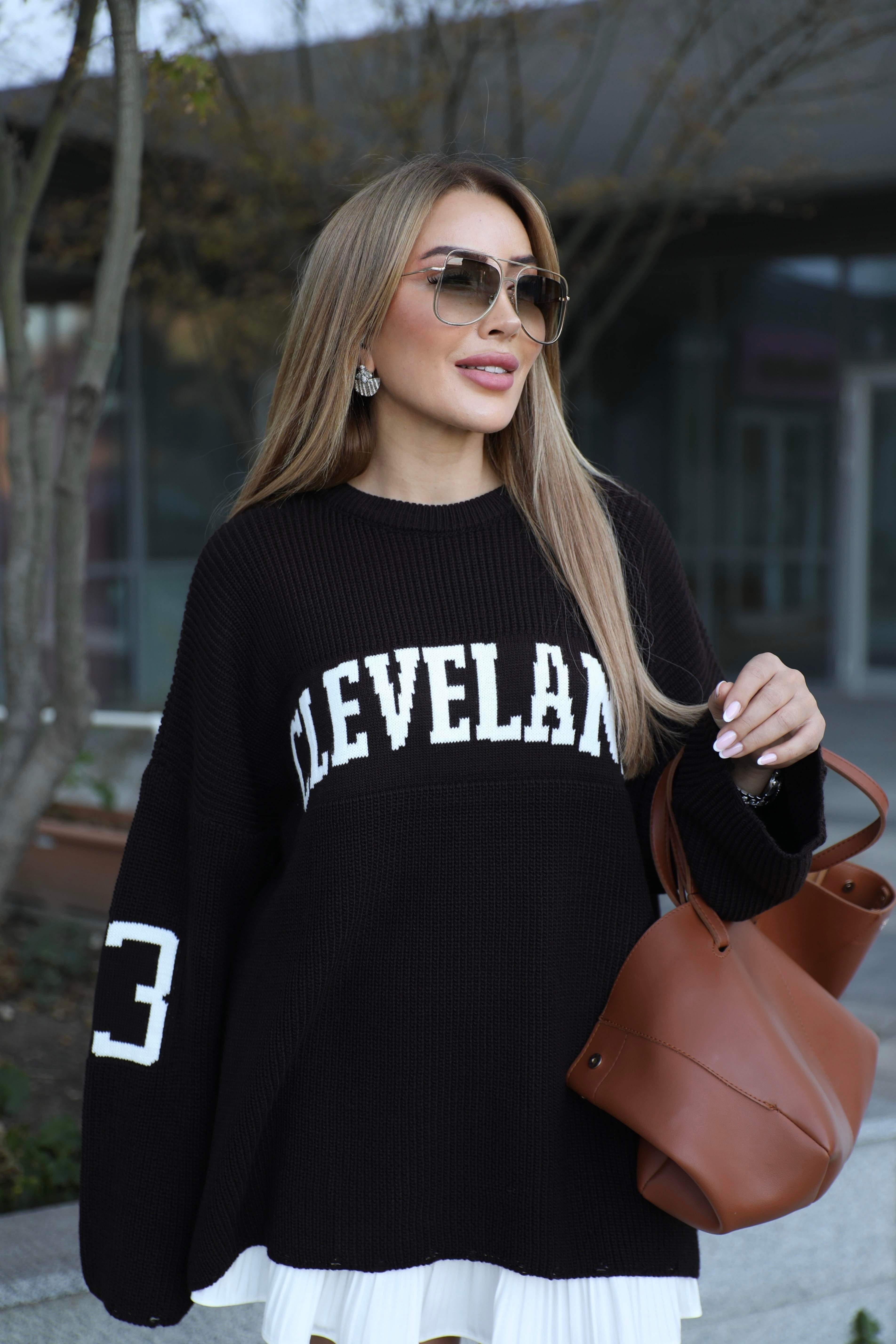 Kahve Yazı Detaylı Oversize Kazak