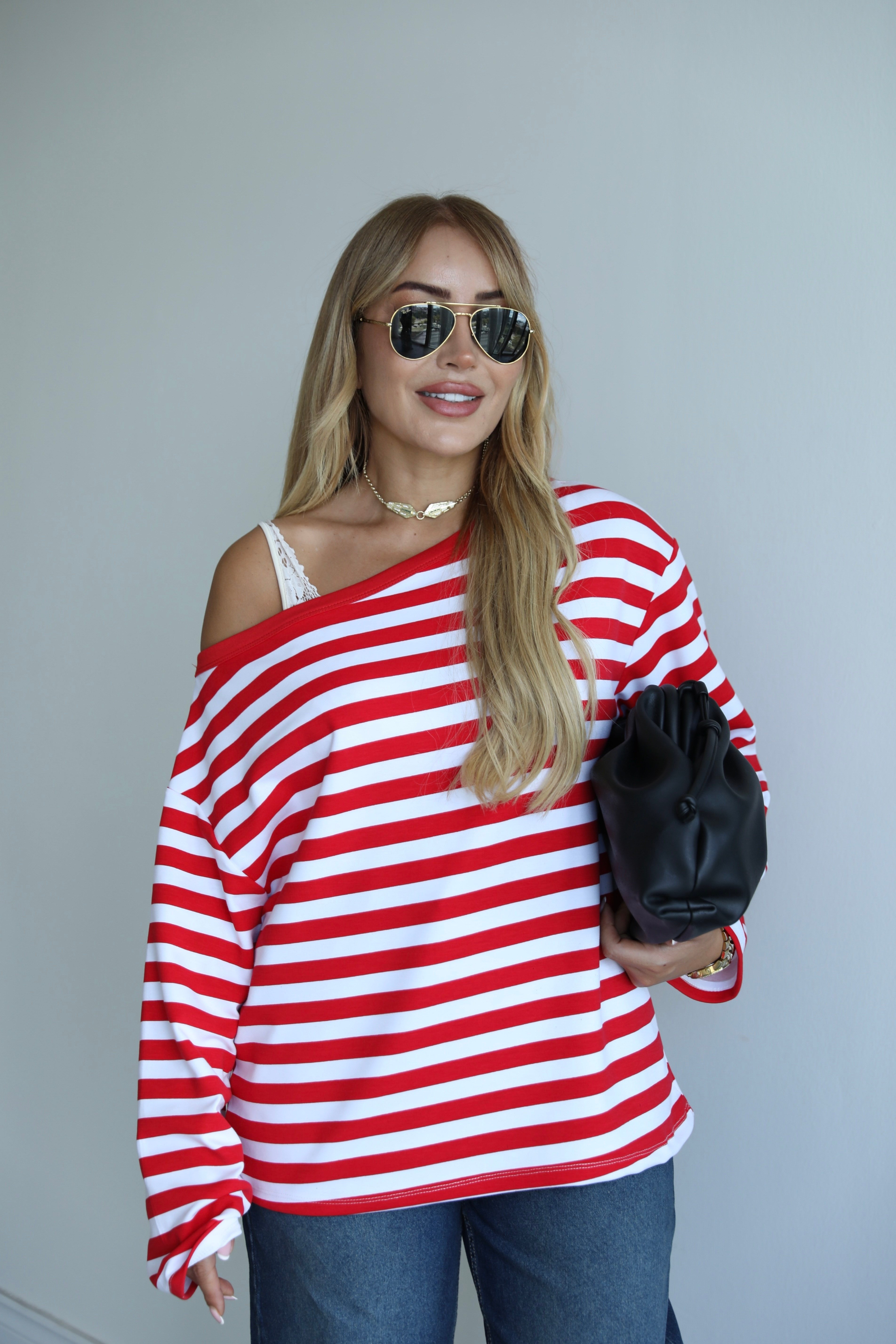 Kırmızı Beyaz Çizgili Kayık Yaka Basic T-shirt 