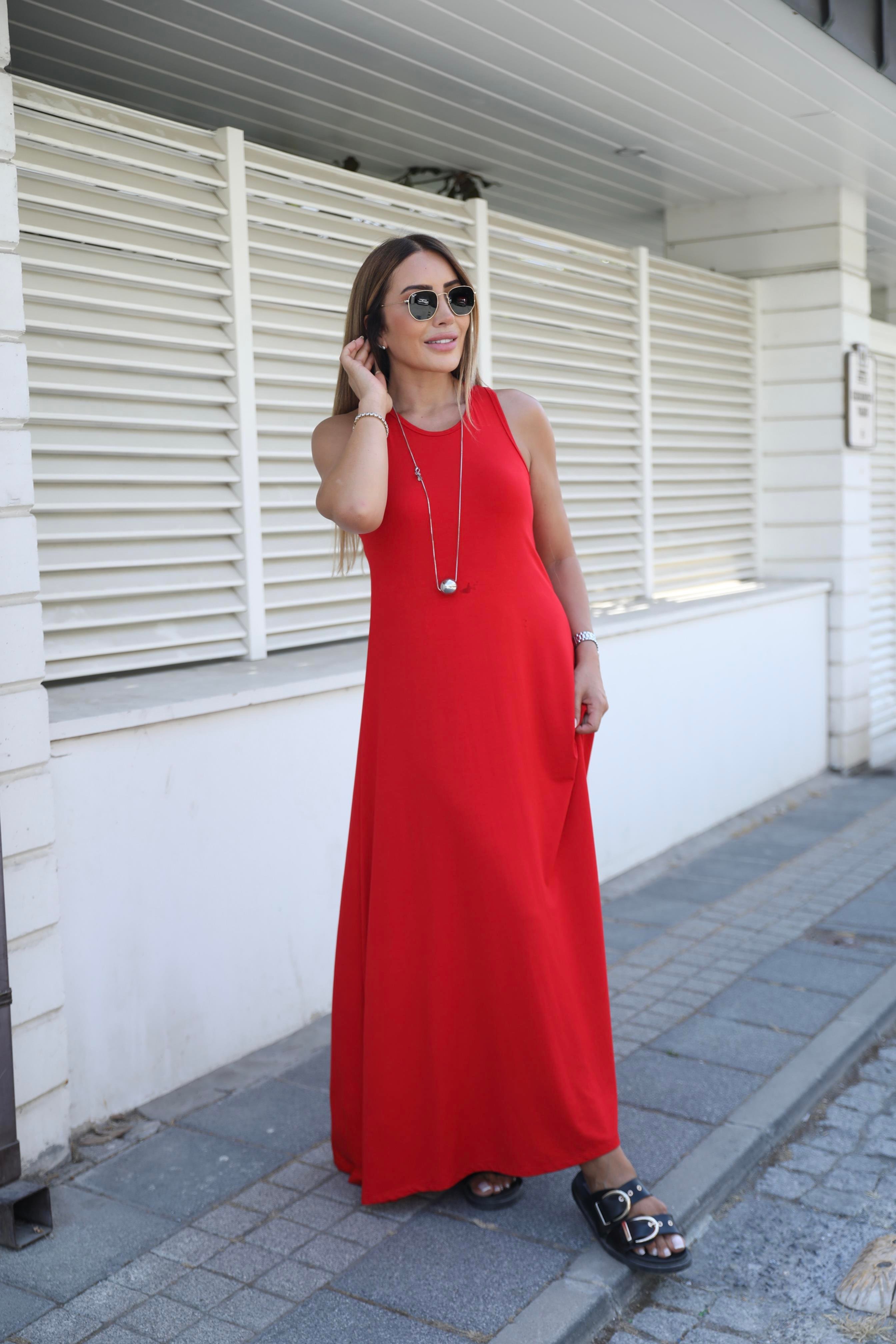 Kırmızı Halter Yaka Basic Elbise 