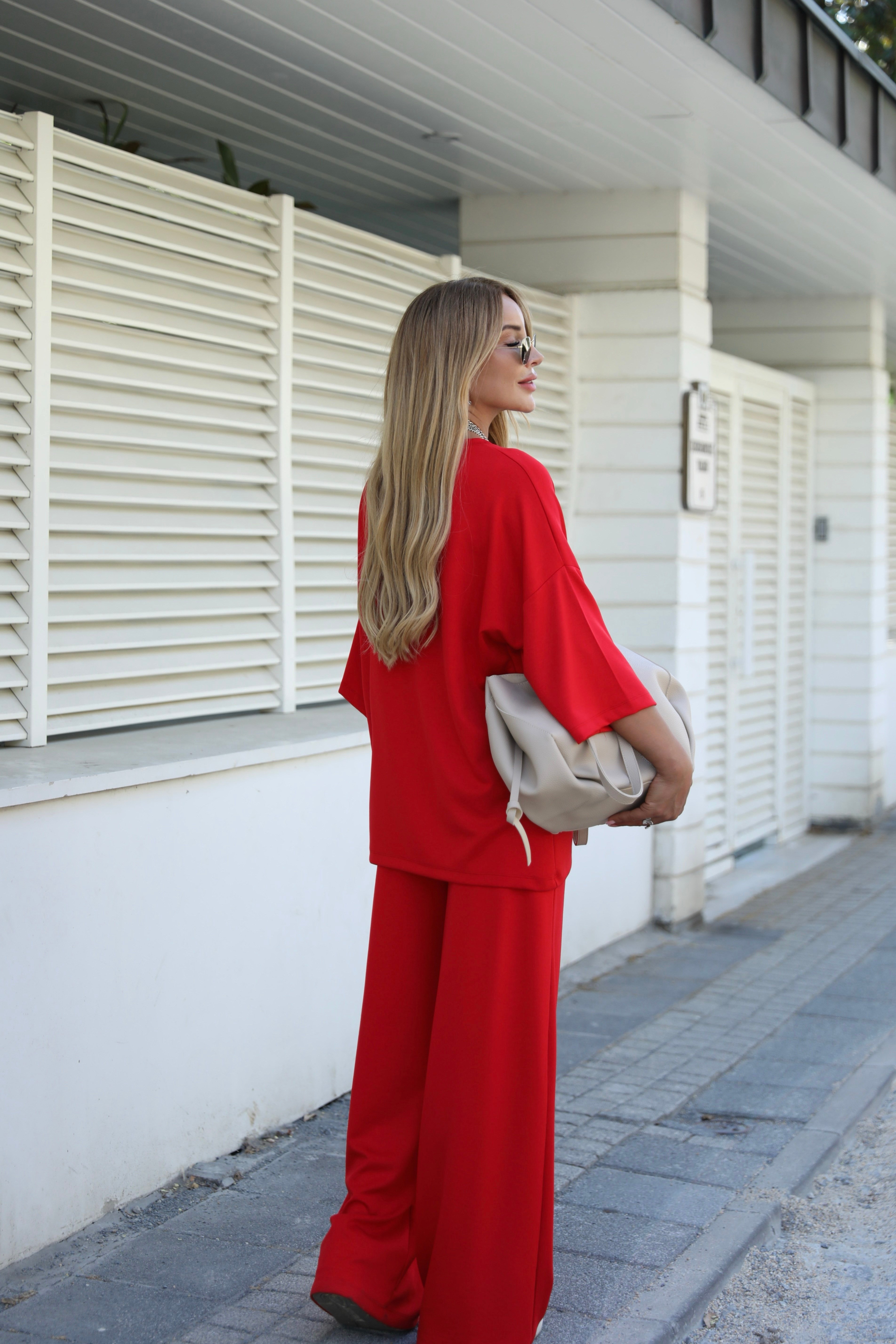 Kırmızı V Yaka Oversize Takım 