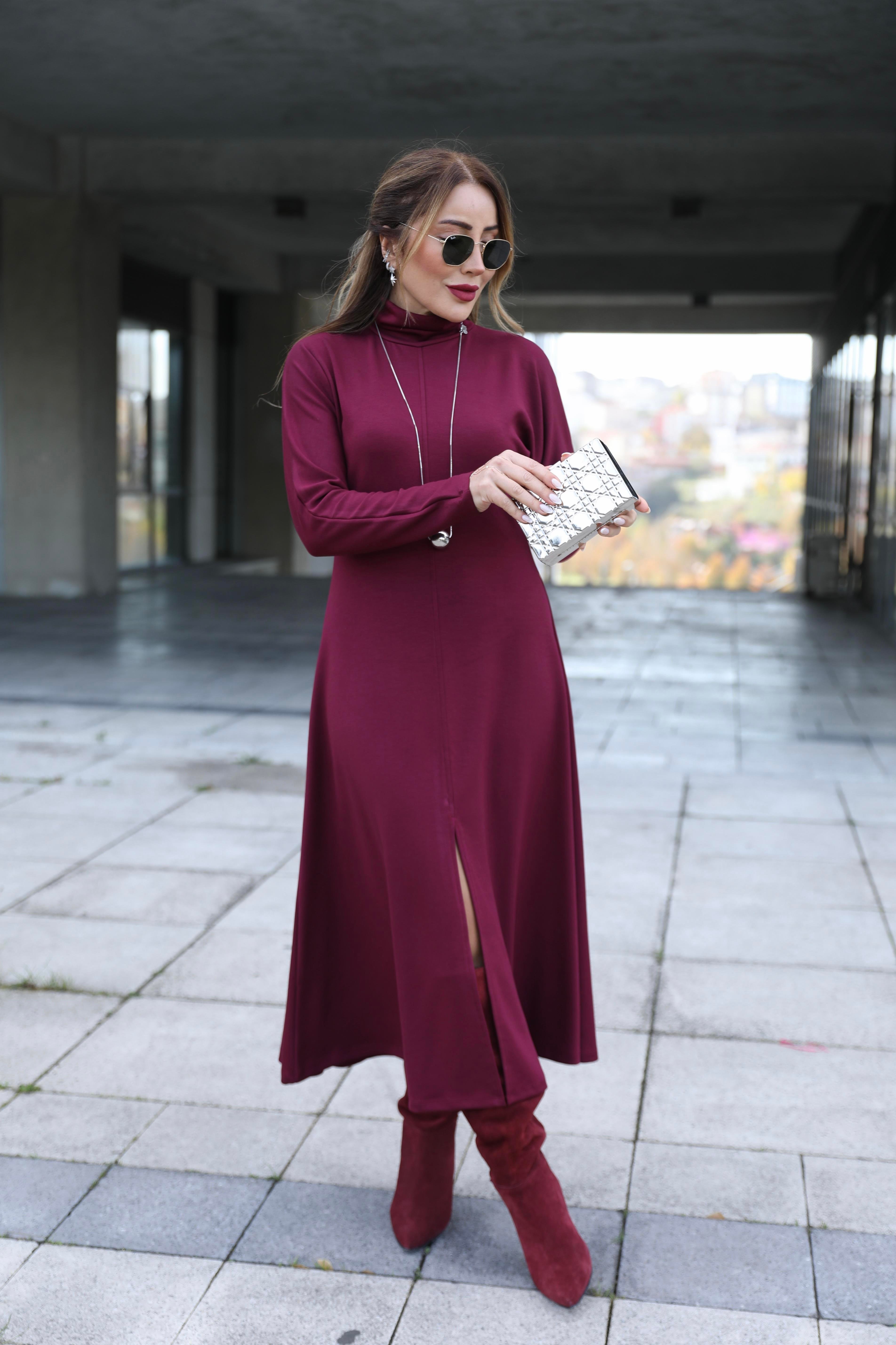 Koyu Mürdüm Yırtmaçlı Balıkçı Elbise