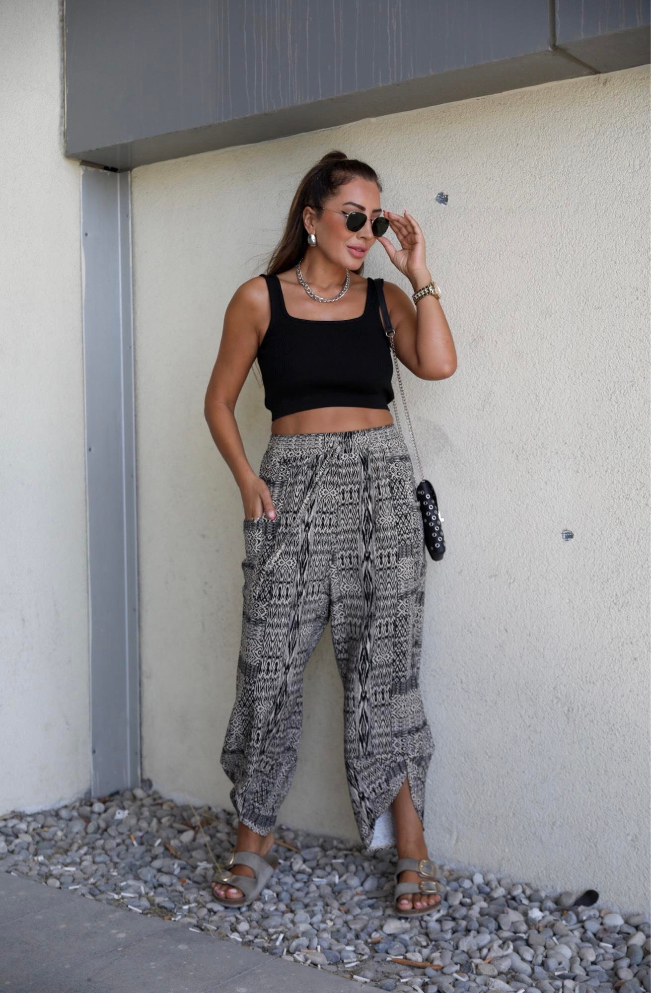Lacivert Ekru Desenli Şalvar Model Pantolon 