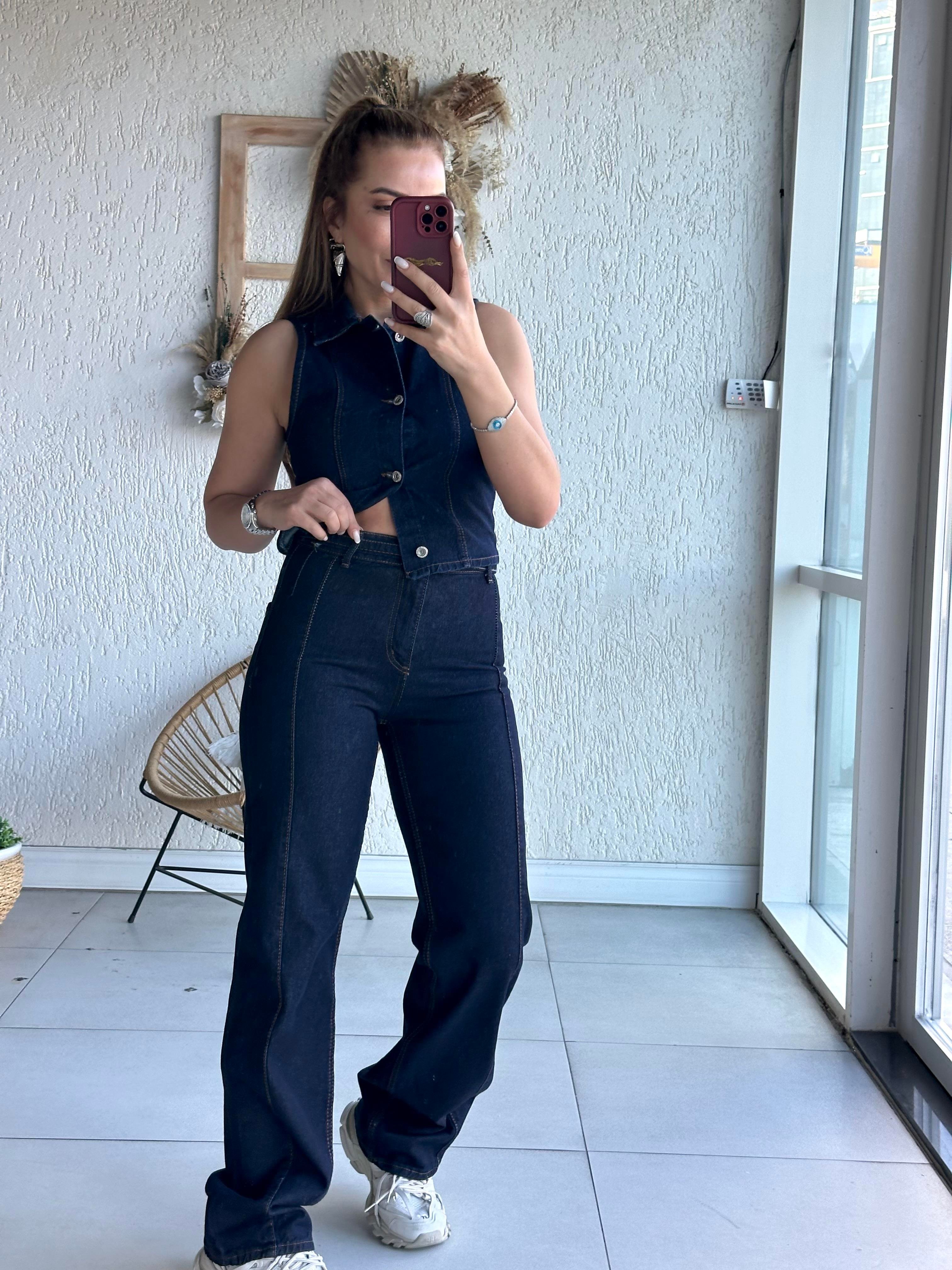 Lacivert Kemer Detaylı Jean