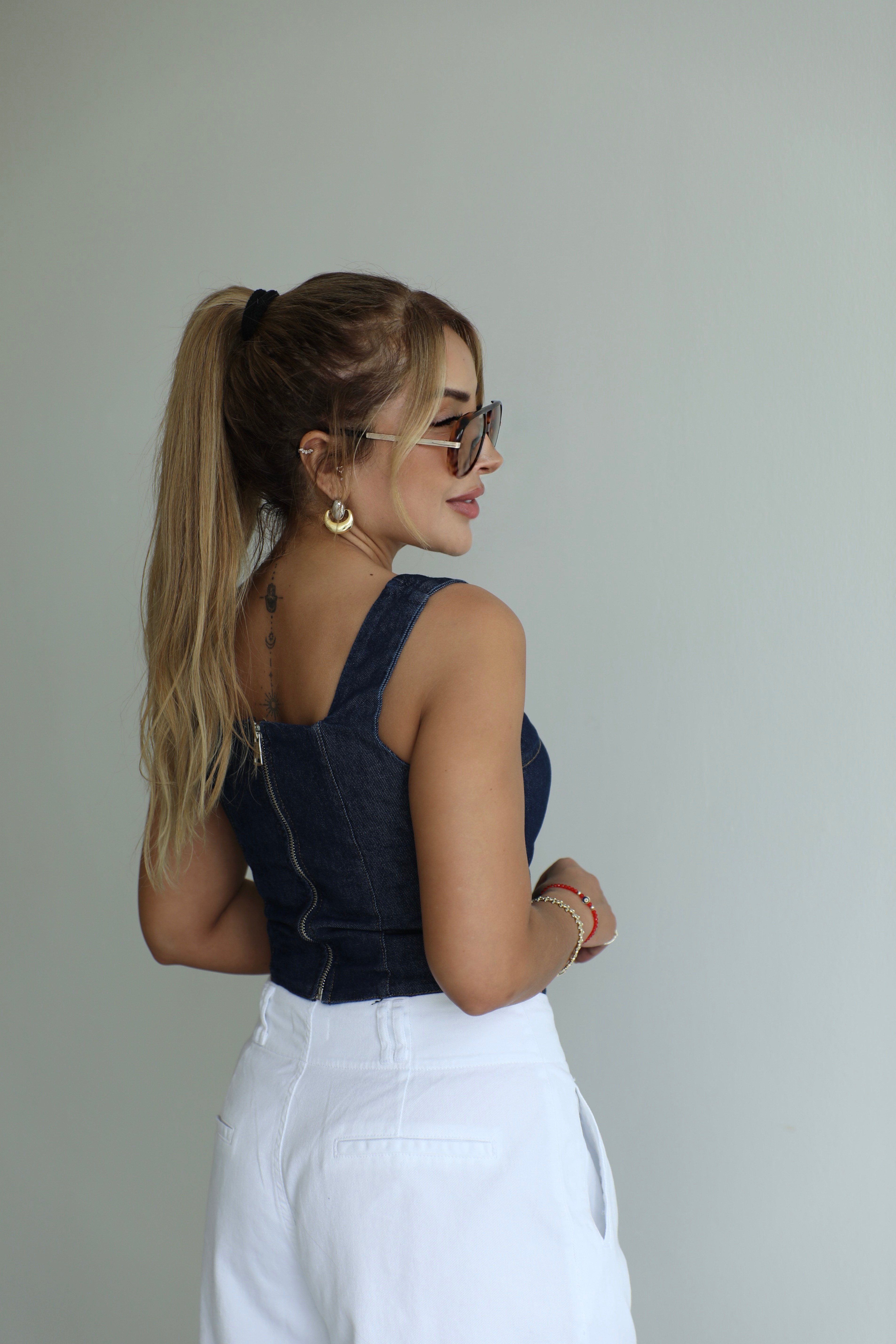 Lacivert Sırt Fermuarlı Bluz