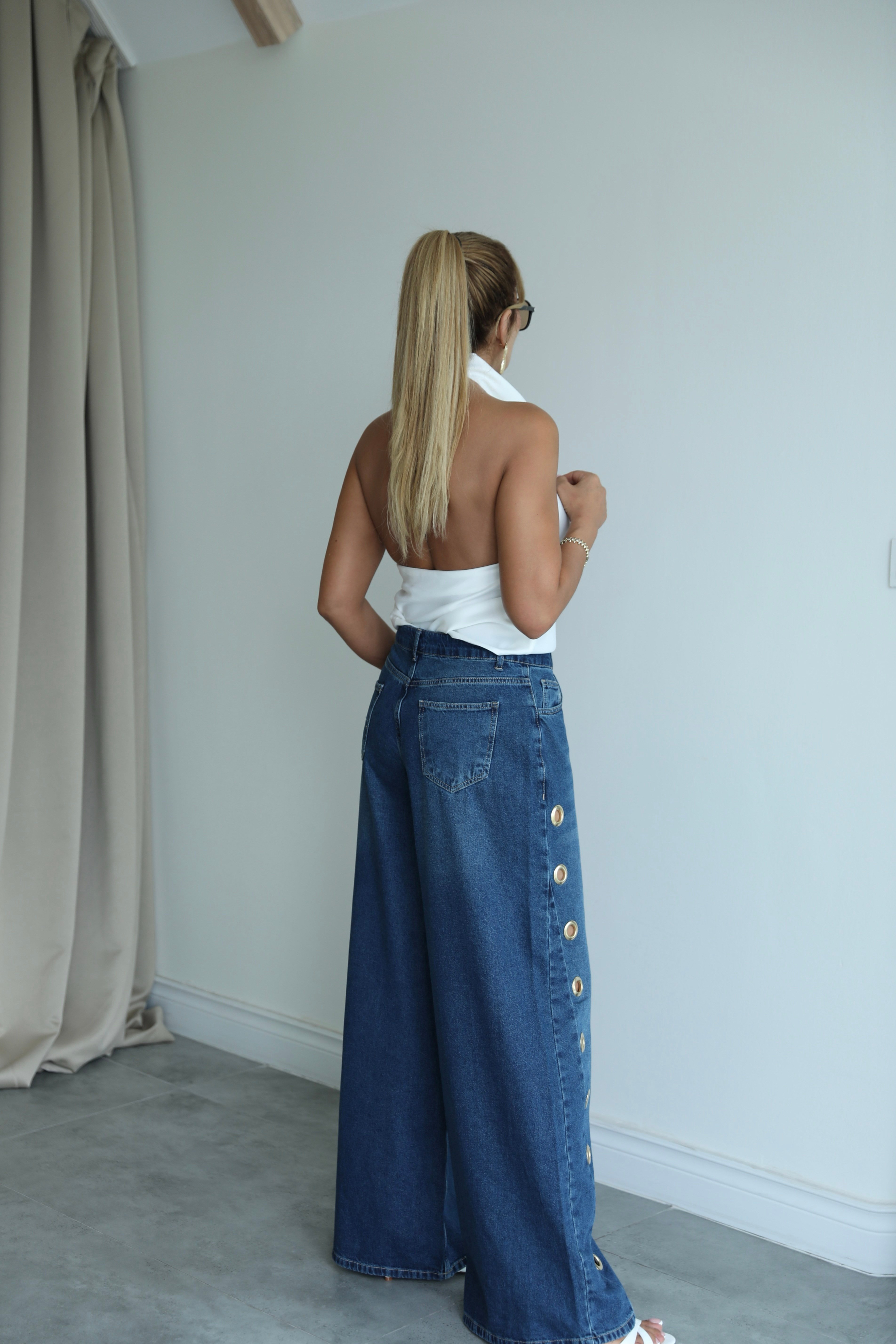 Lacivert Yıkamalı Kuşgözü Detaylı Jean