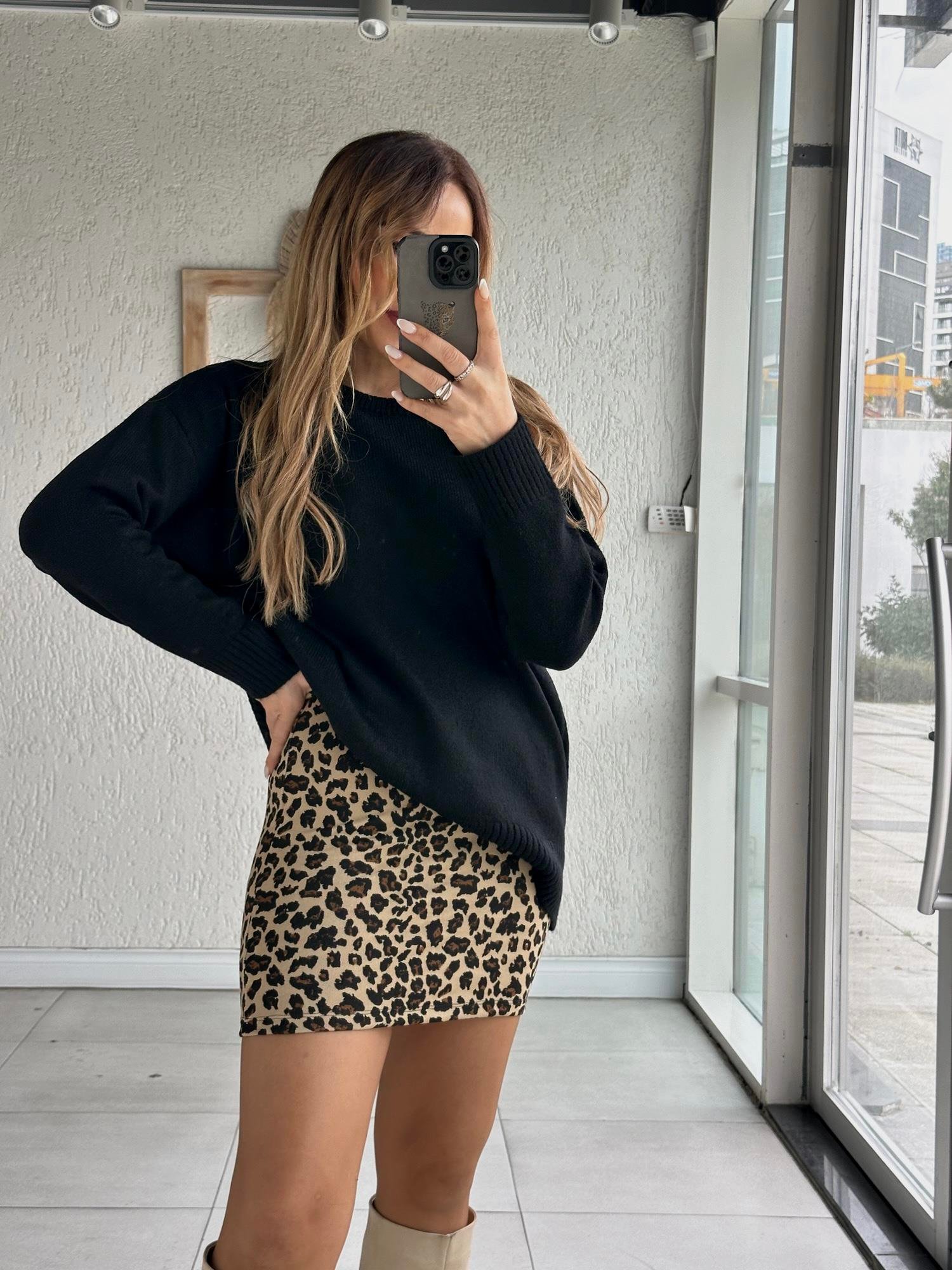 Leopar Desen Kalem Etek