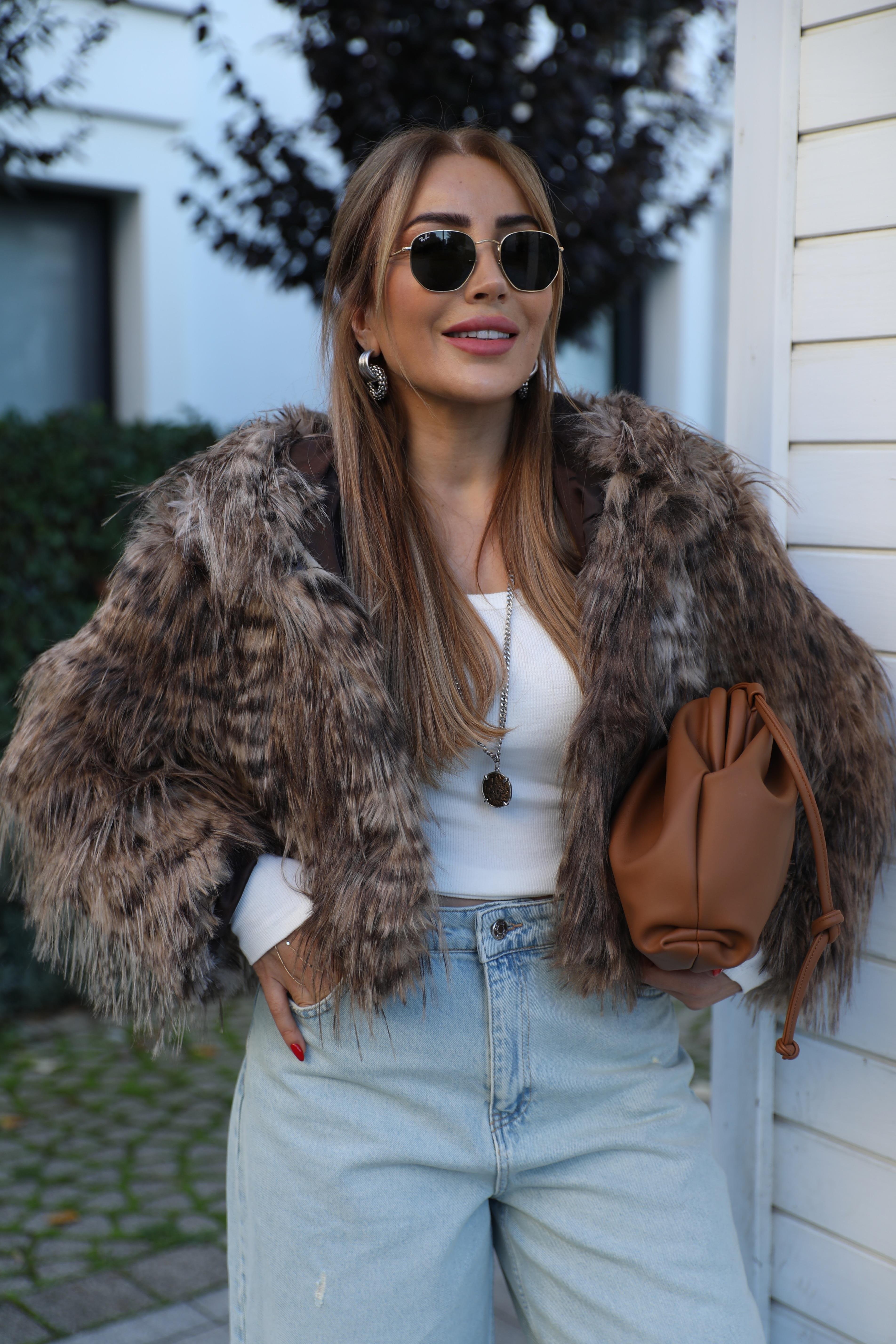 Leopar Kapüşonlu Kürk