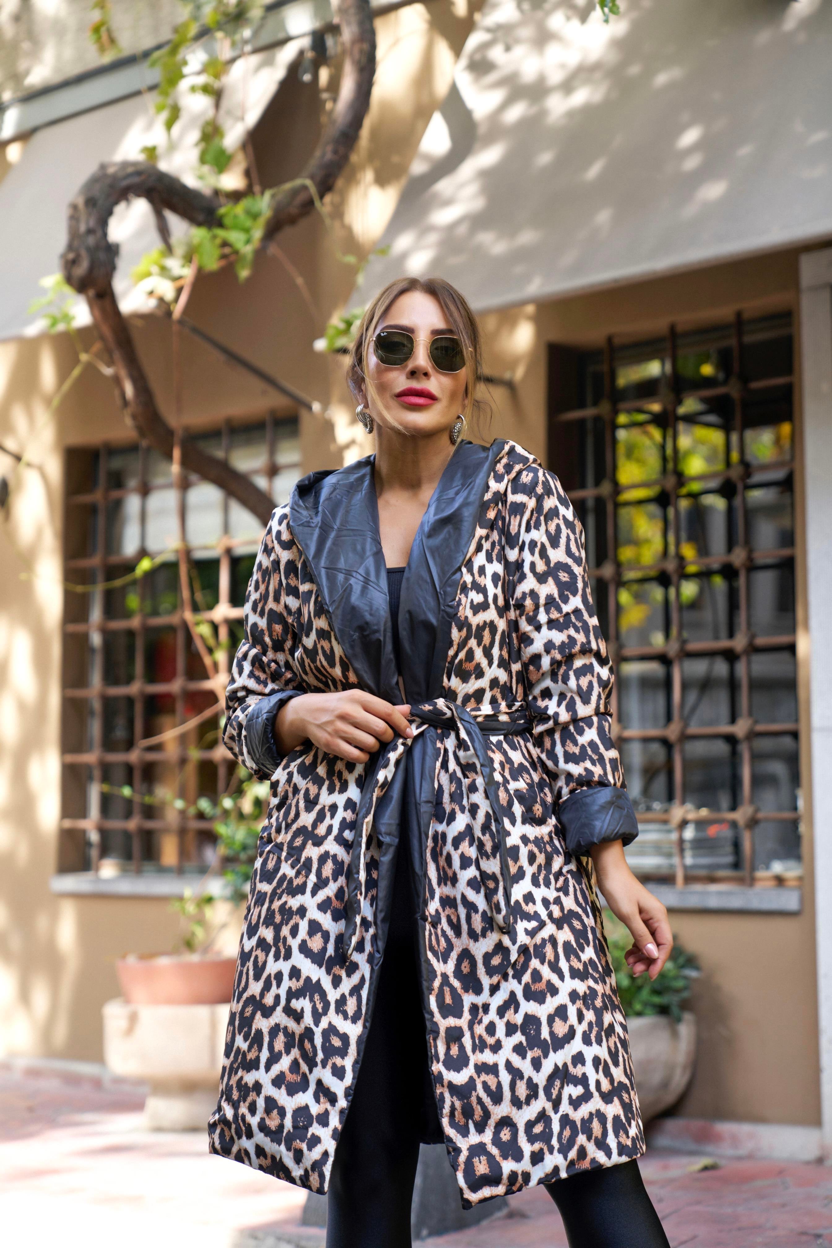 Leopar Siyah Çift Taraflı Mont