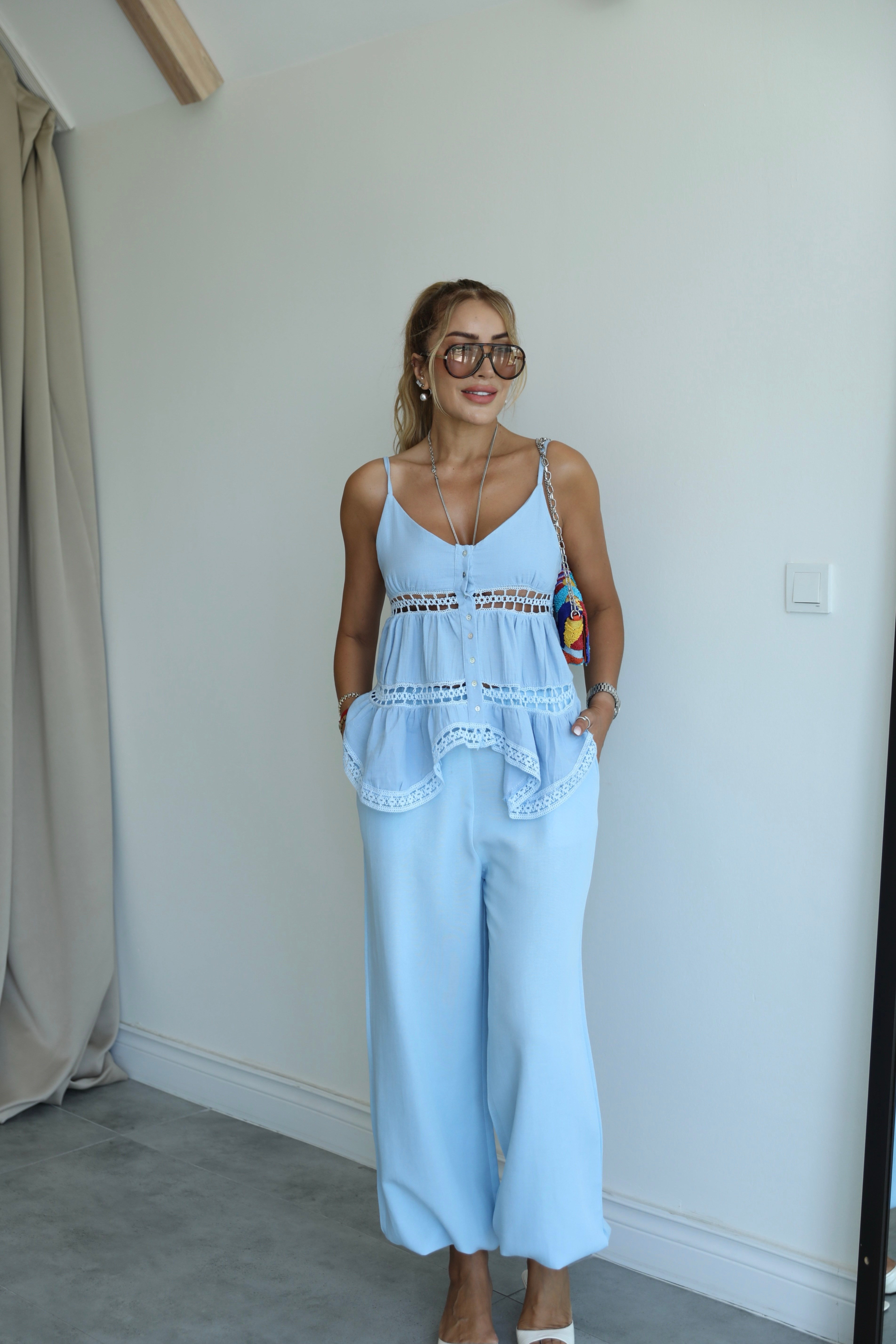 Mavi Keten Güpürlü Bluz Pantolon Takım 