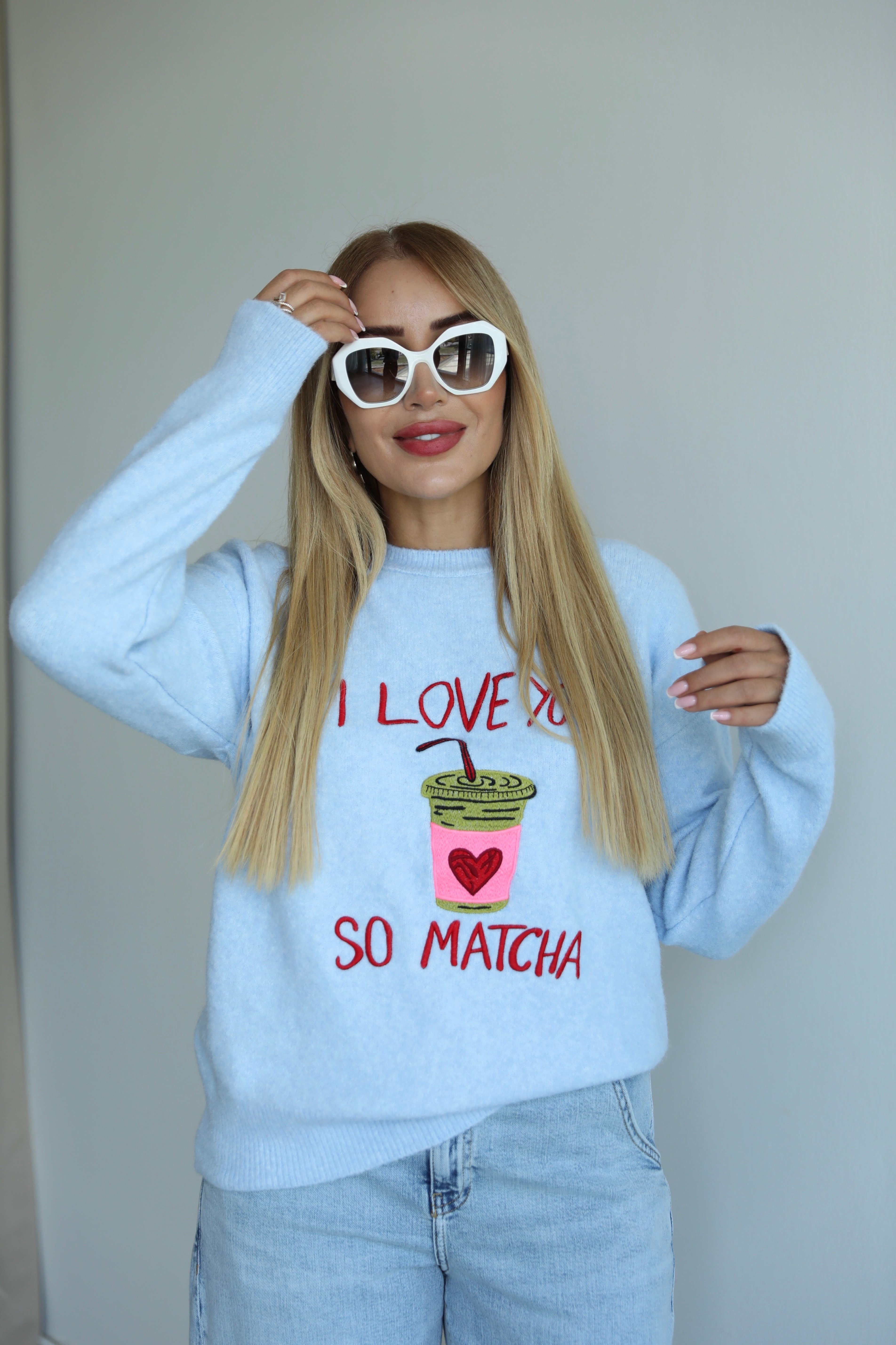 Mavi Macha Kazak