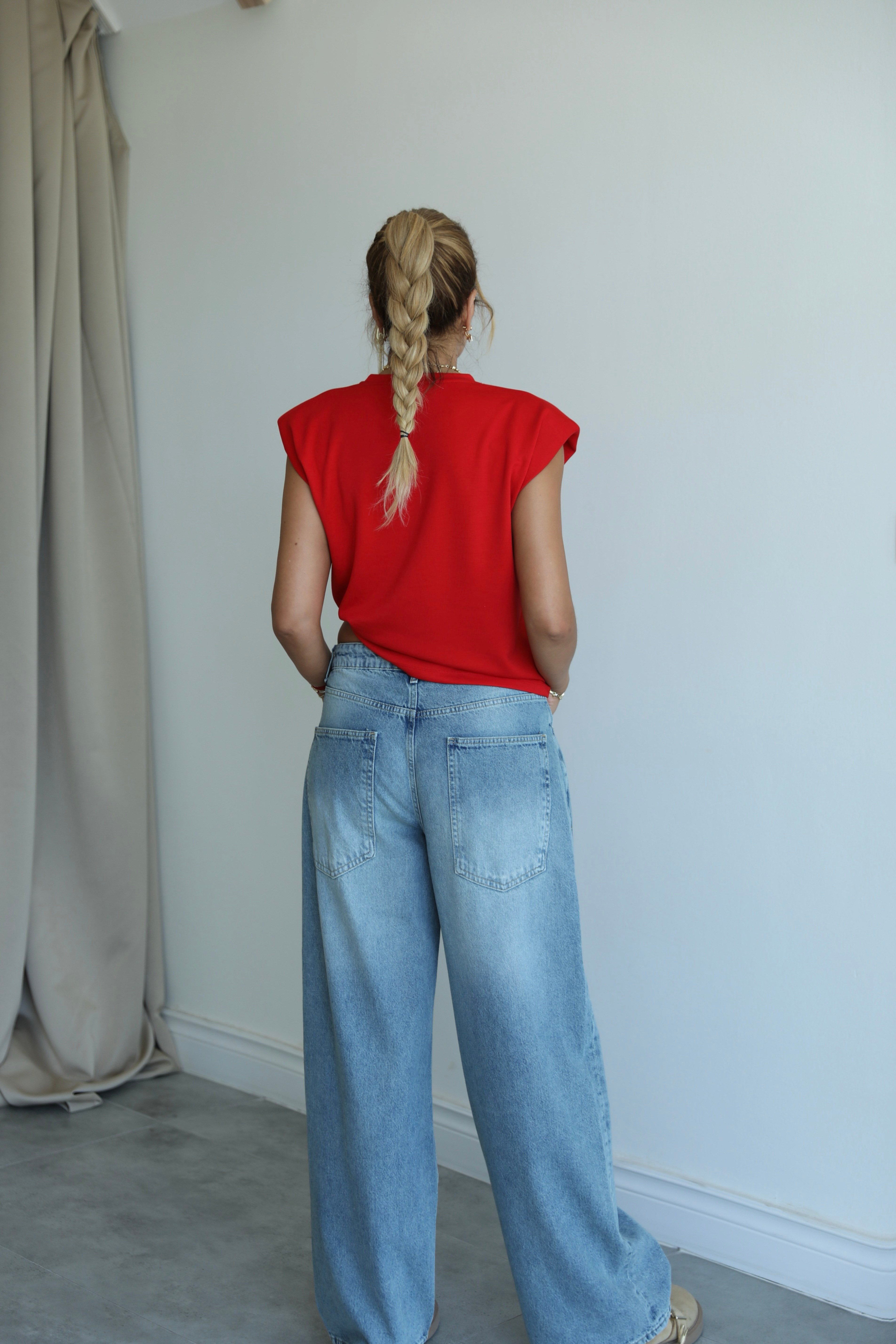 Mavi Yırtık Detaylı Baggy Denim