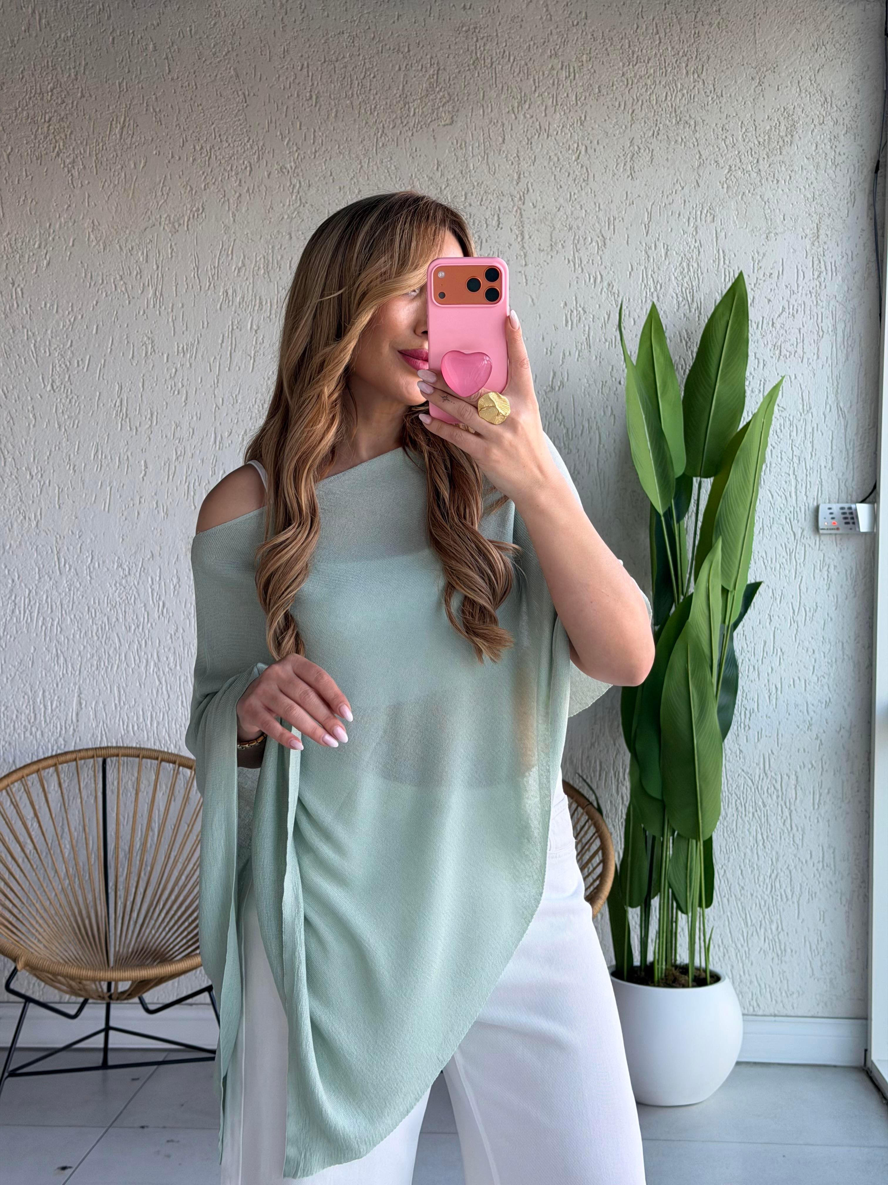 Mint Yeşili Simli Asimetrik Pelerin Bluz