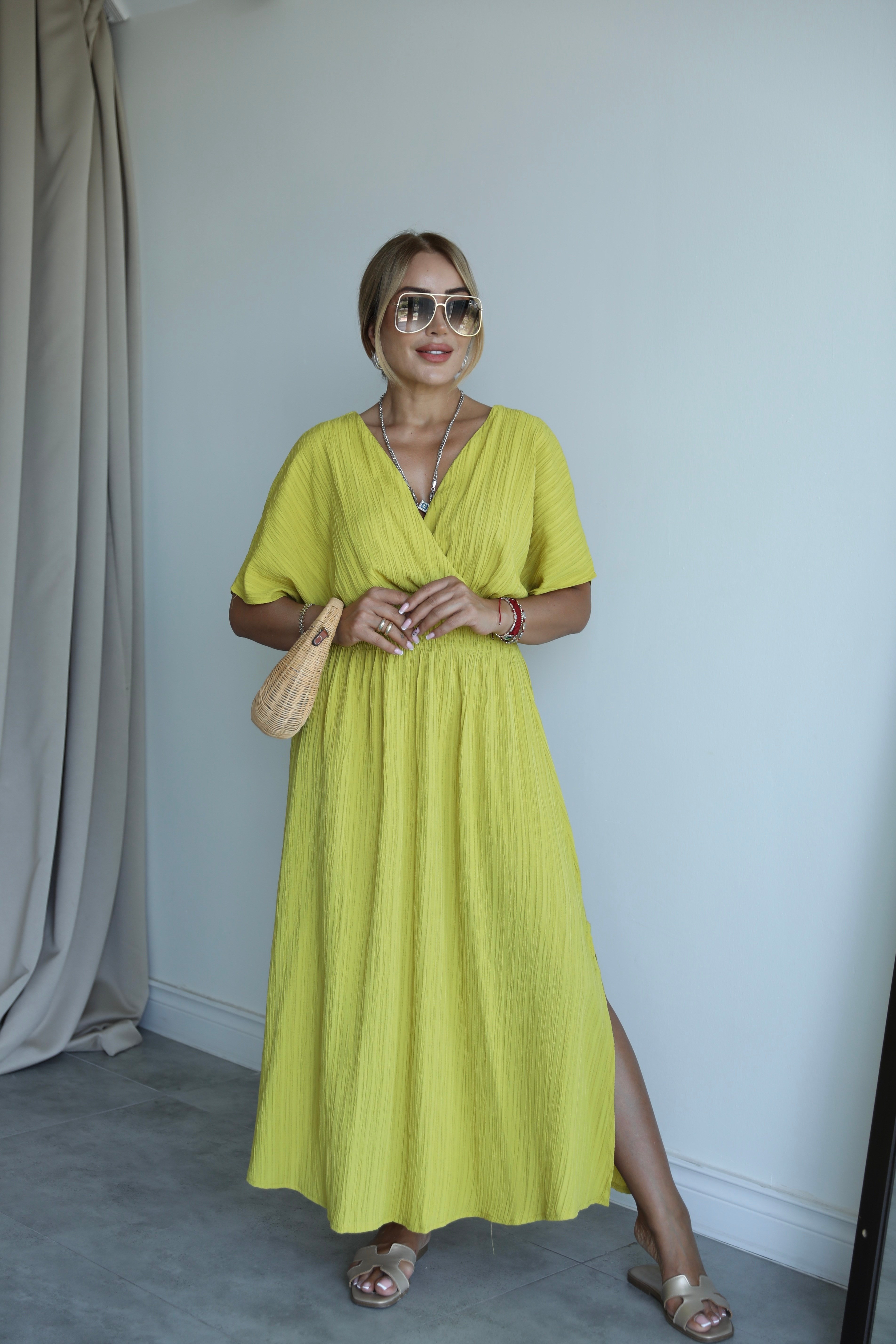 Olive Kruvaze Yırtmaçlı Elbise