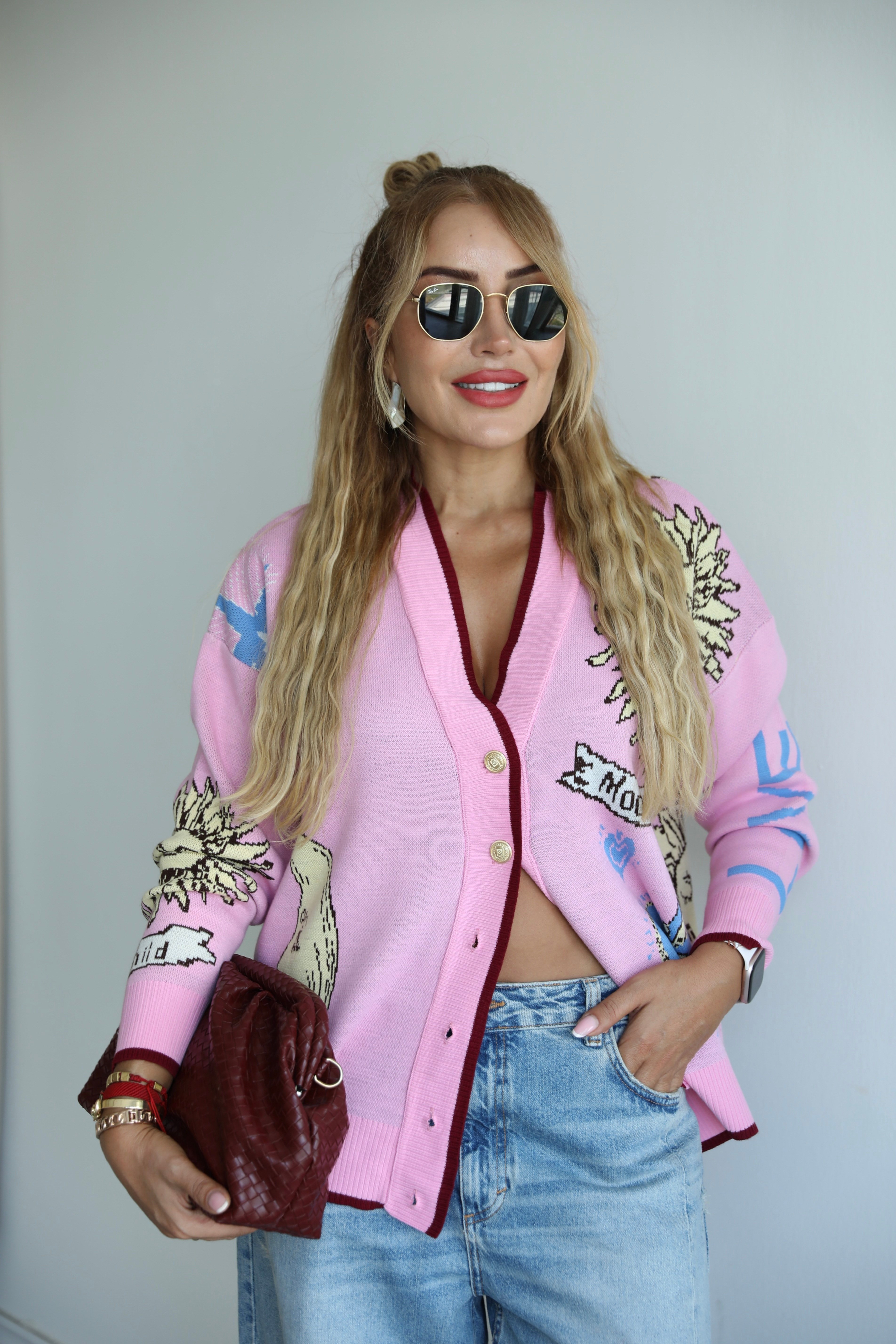 Pembe Güneş Desenli Dokulu Hırka