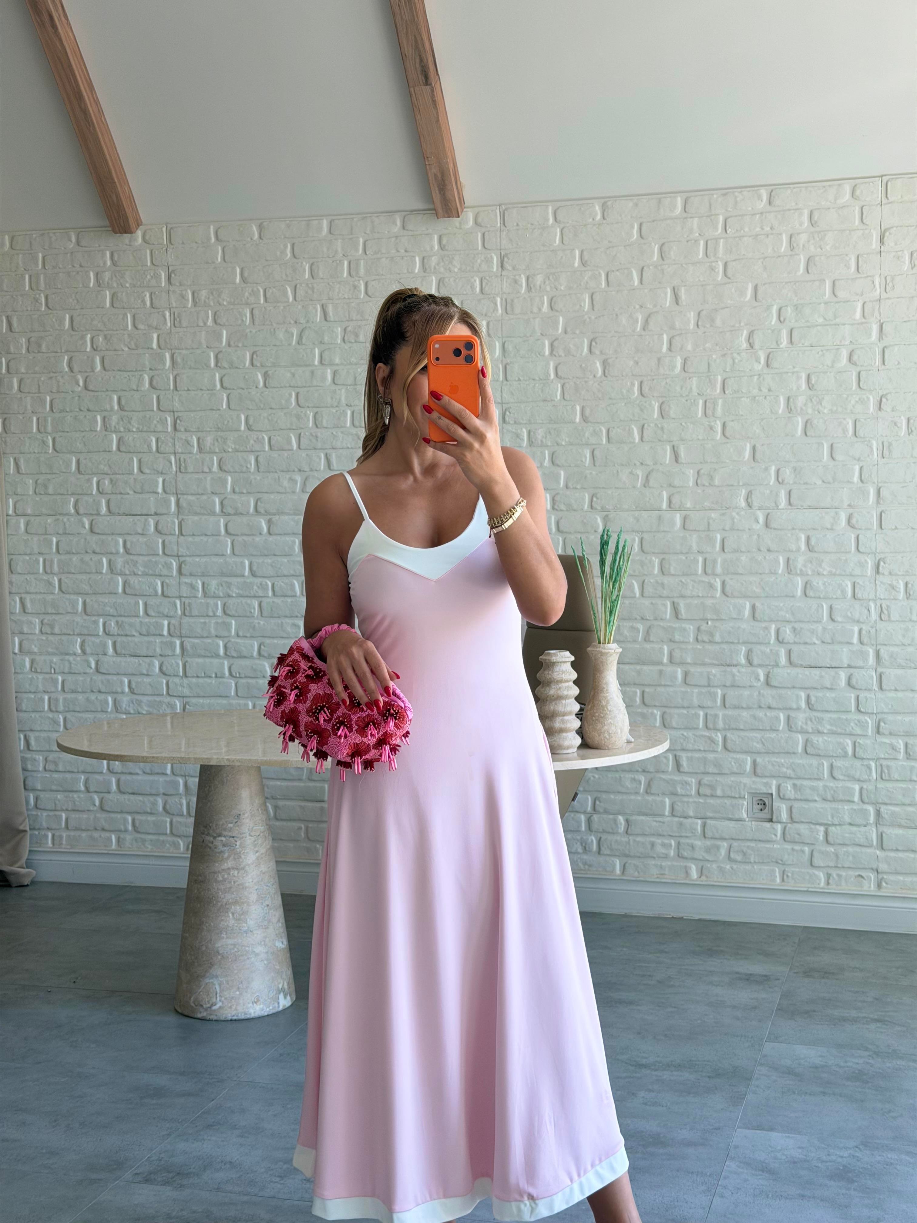 Pembe İnce Askılı Biyeli Çan Elbise
