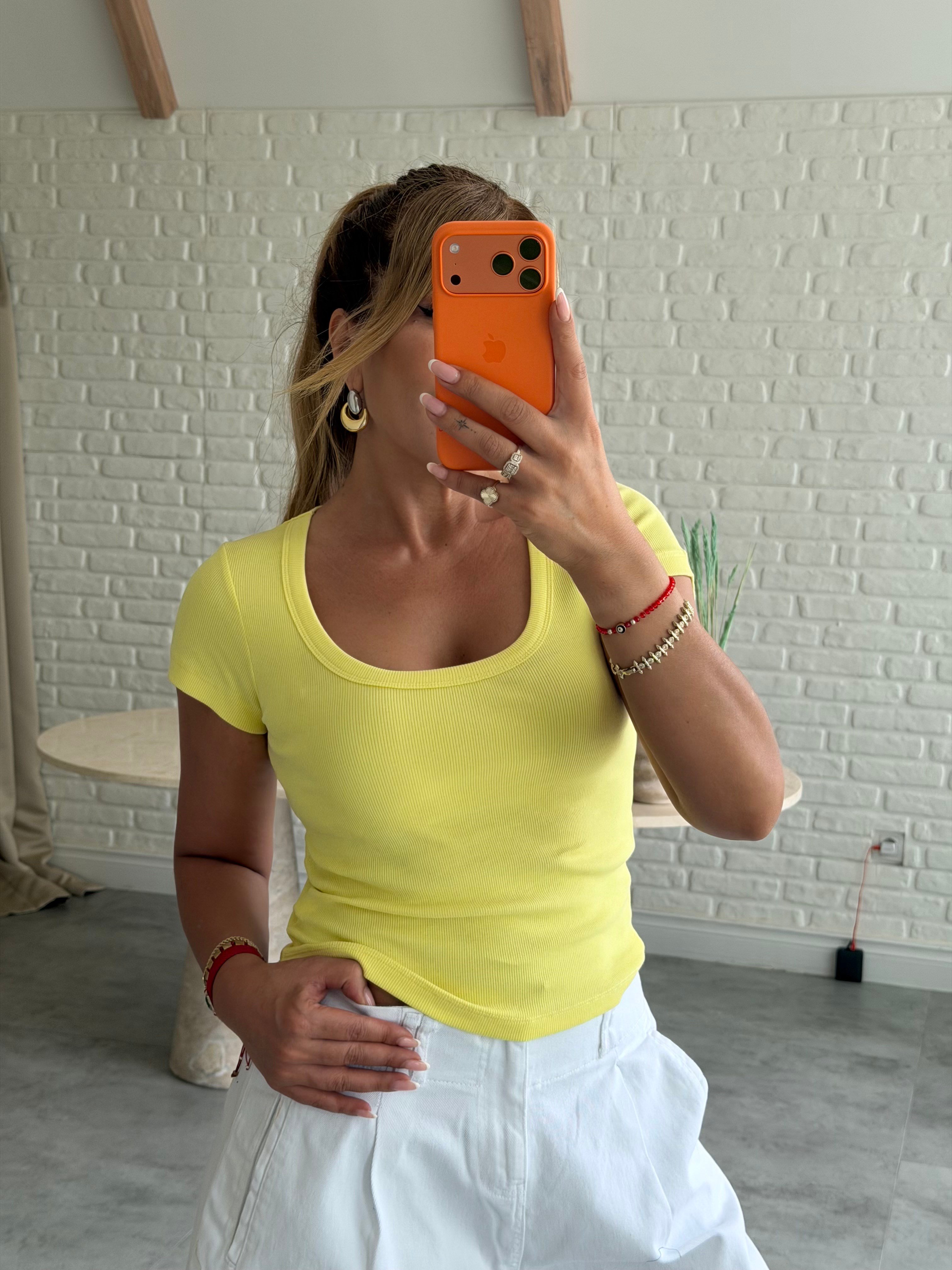 Sarı Bisiklet Yaka Fitilli T-shirt 