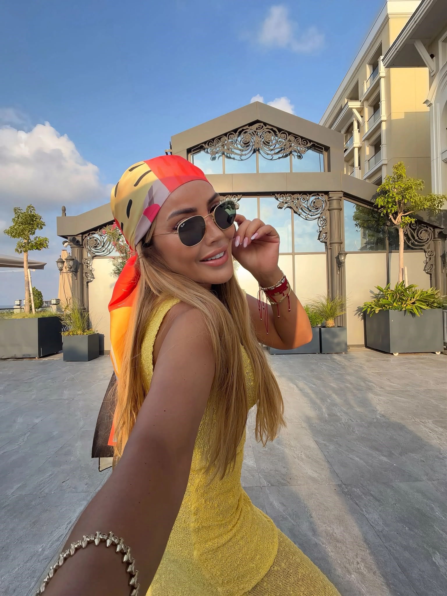 Sarı Dokulu Beachwear Takım