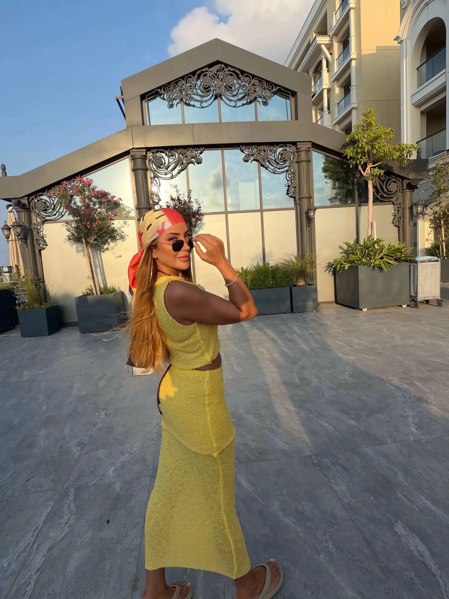 Sarı Dokulu Beachwear Takım