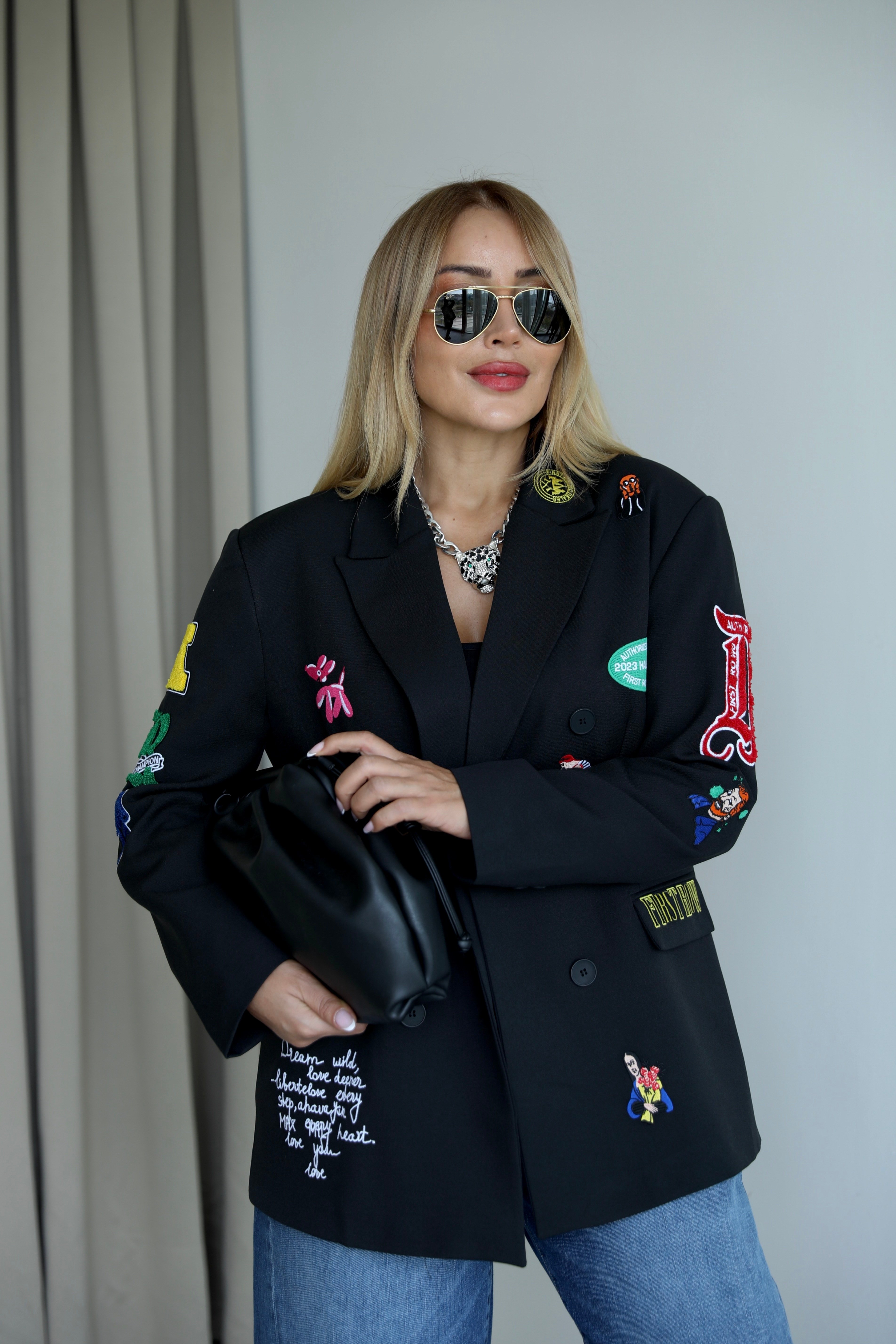 Siyah Armalı Tasarım Blazer Ceket