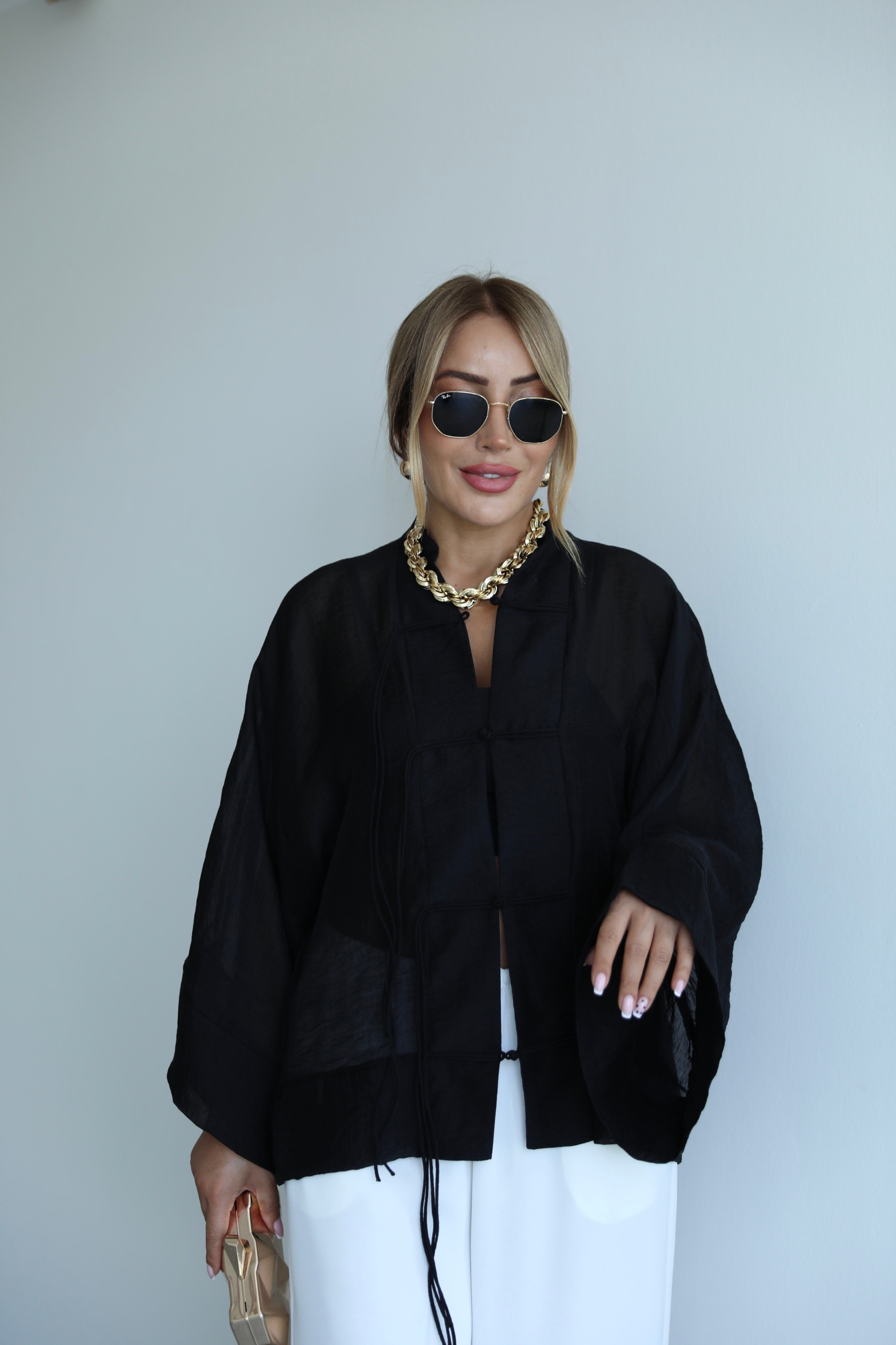 Siyah Bağlamalı Kimono Gömlek
