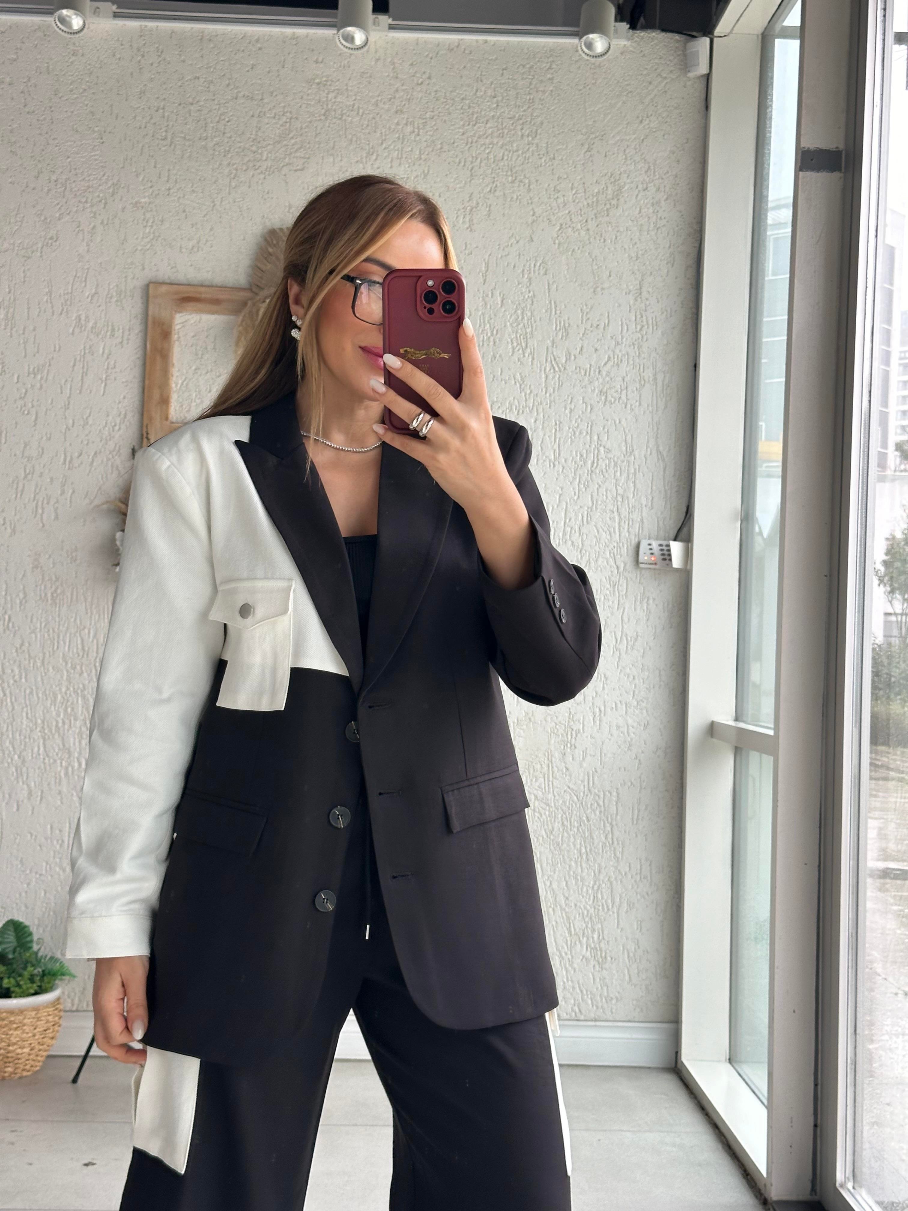 Siyah Beyaz Detaylı Premium Ceket