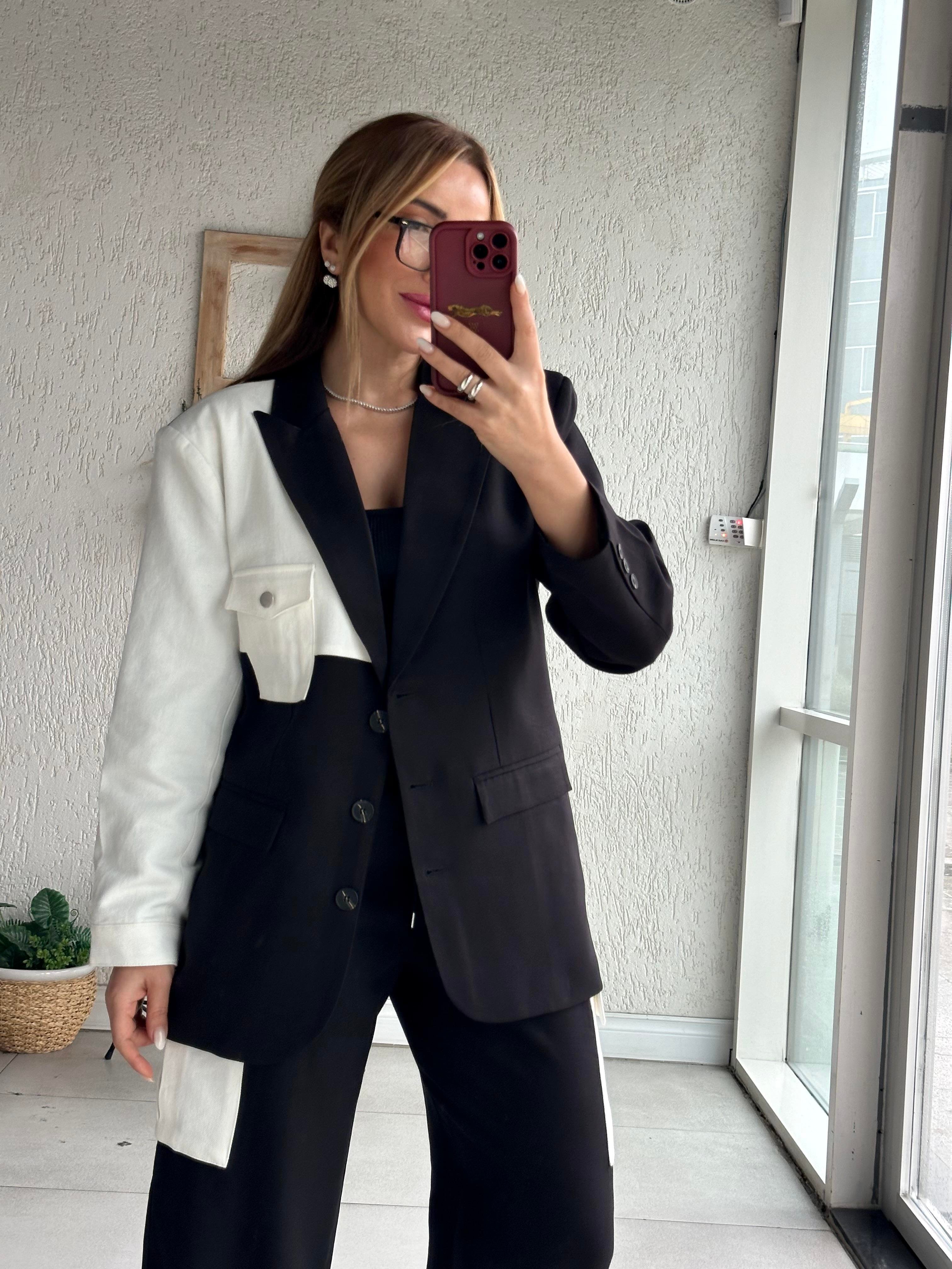 Siyah Beyaz Detaylı Premium Ceket