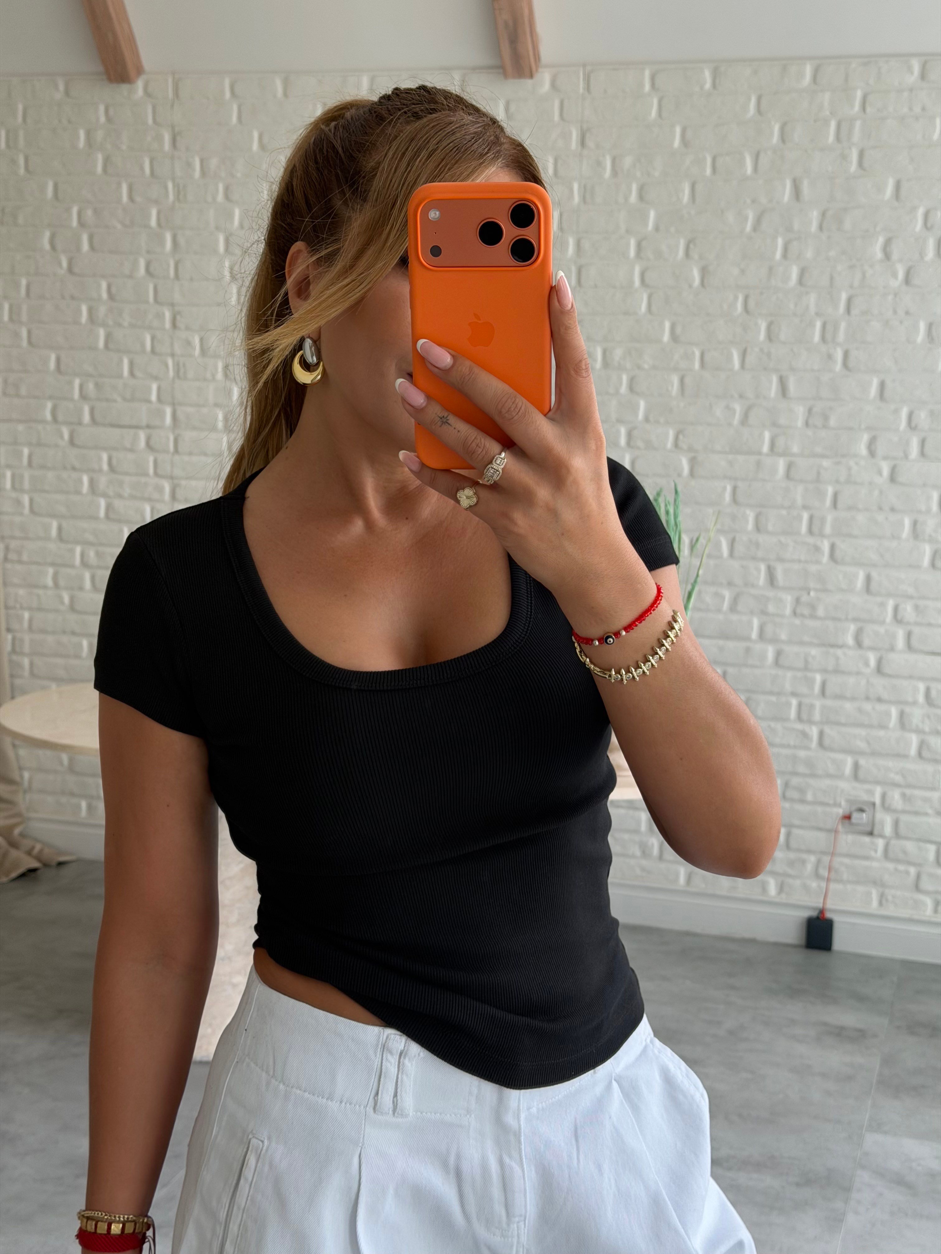 Siyah Bisiklet Yaka Fitilli T-shirt 