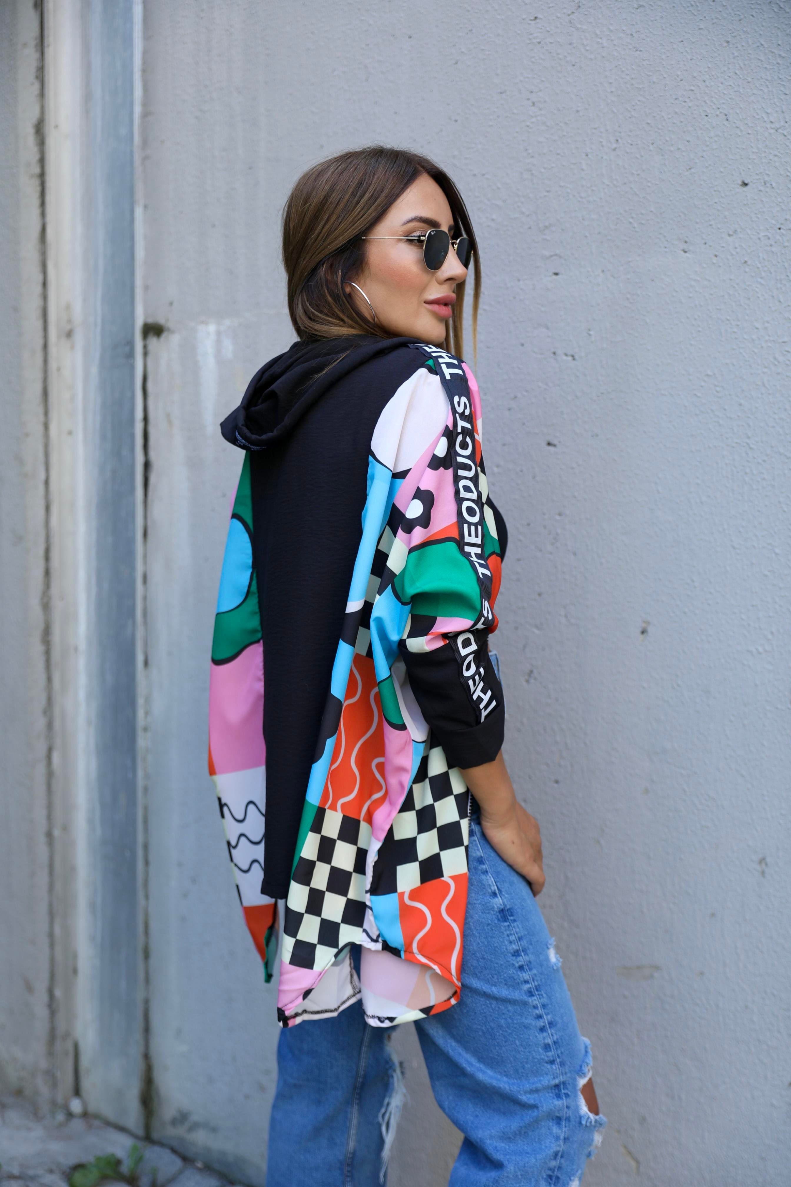 Siyah Detaylı Ceket