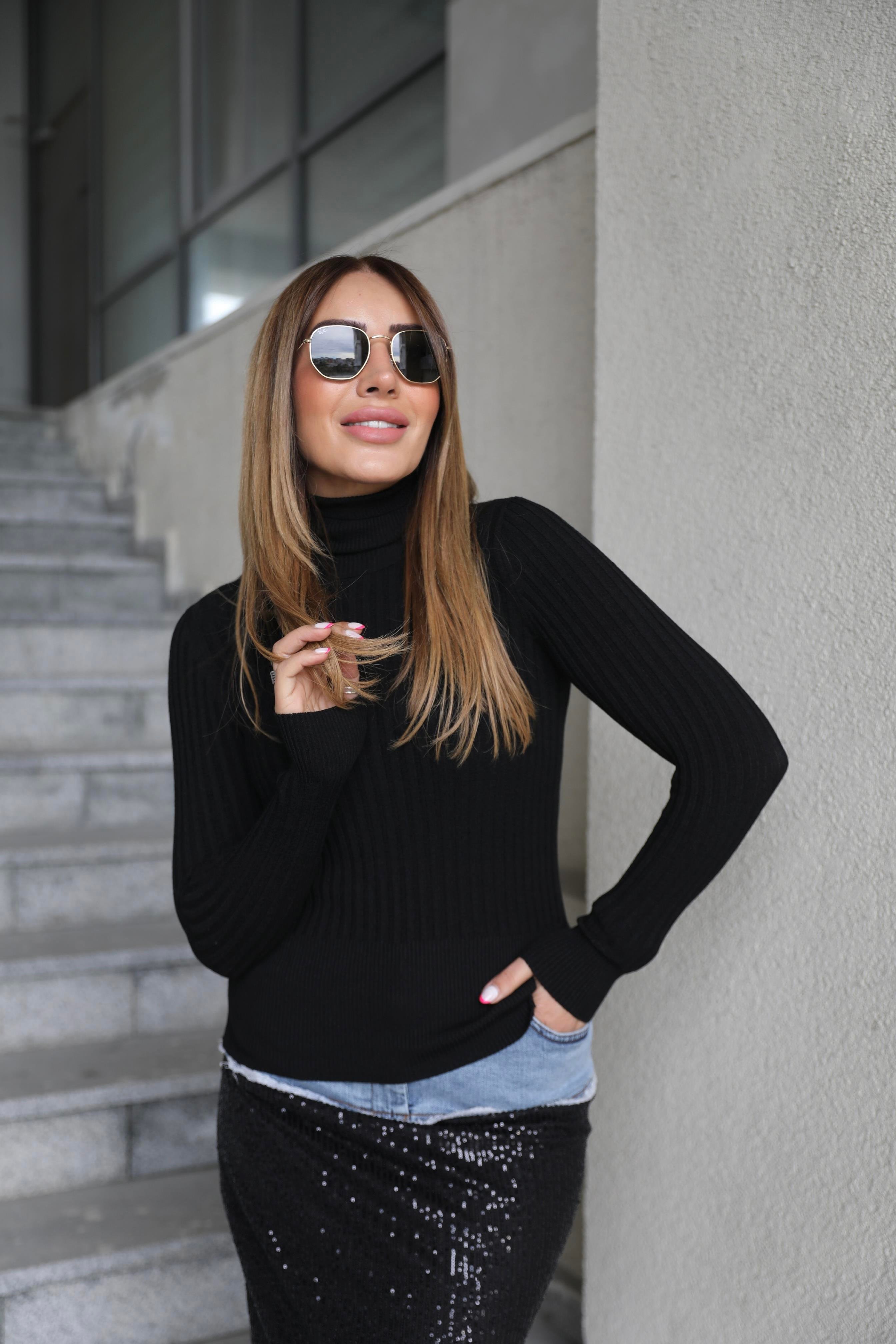 Siyah Fitilli Balıkçı Triko Bluz