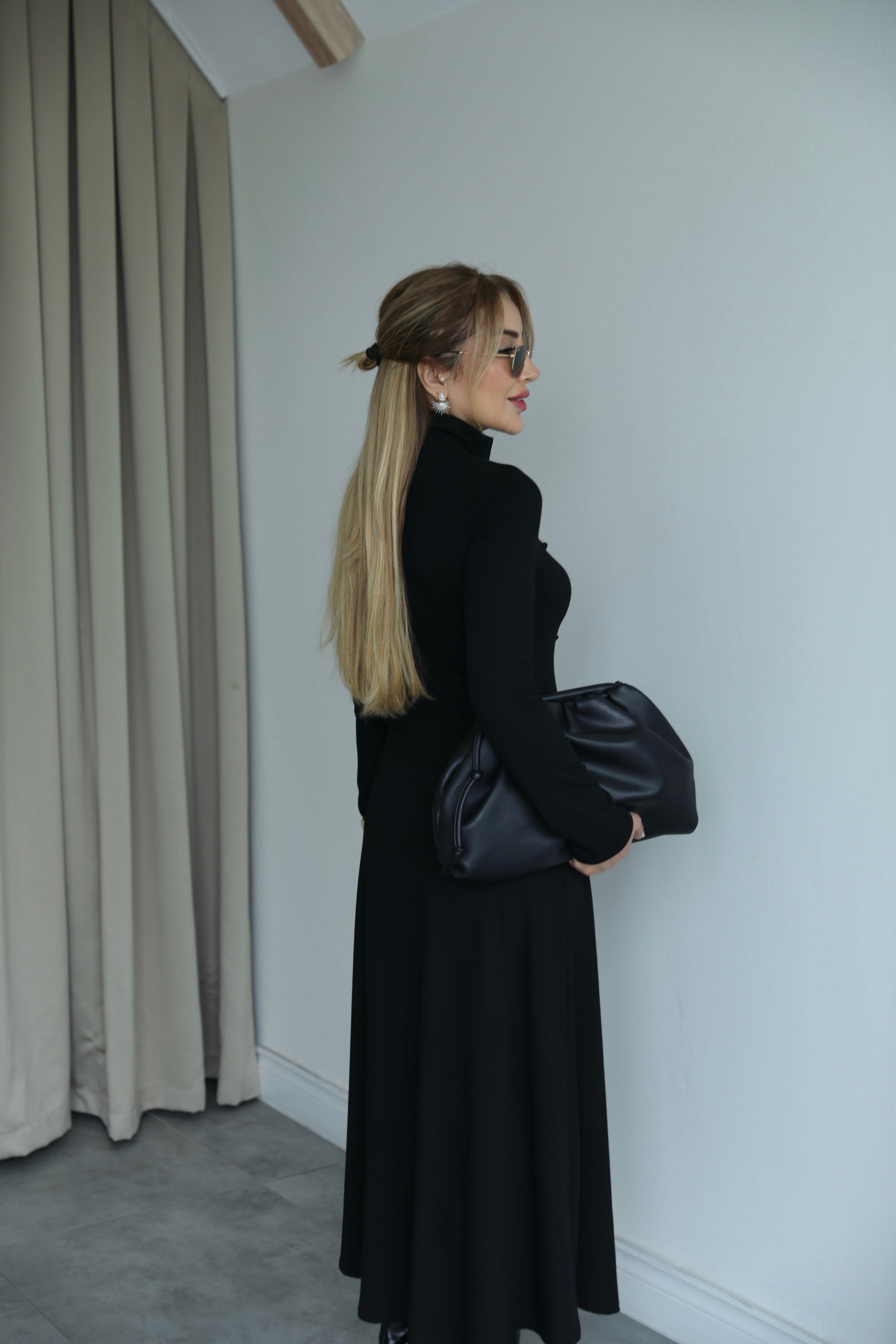 Siyah Gold Apoletli Maxi Elbise 