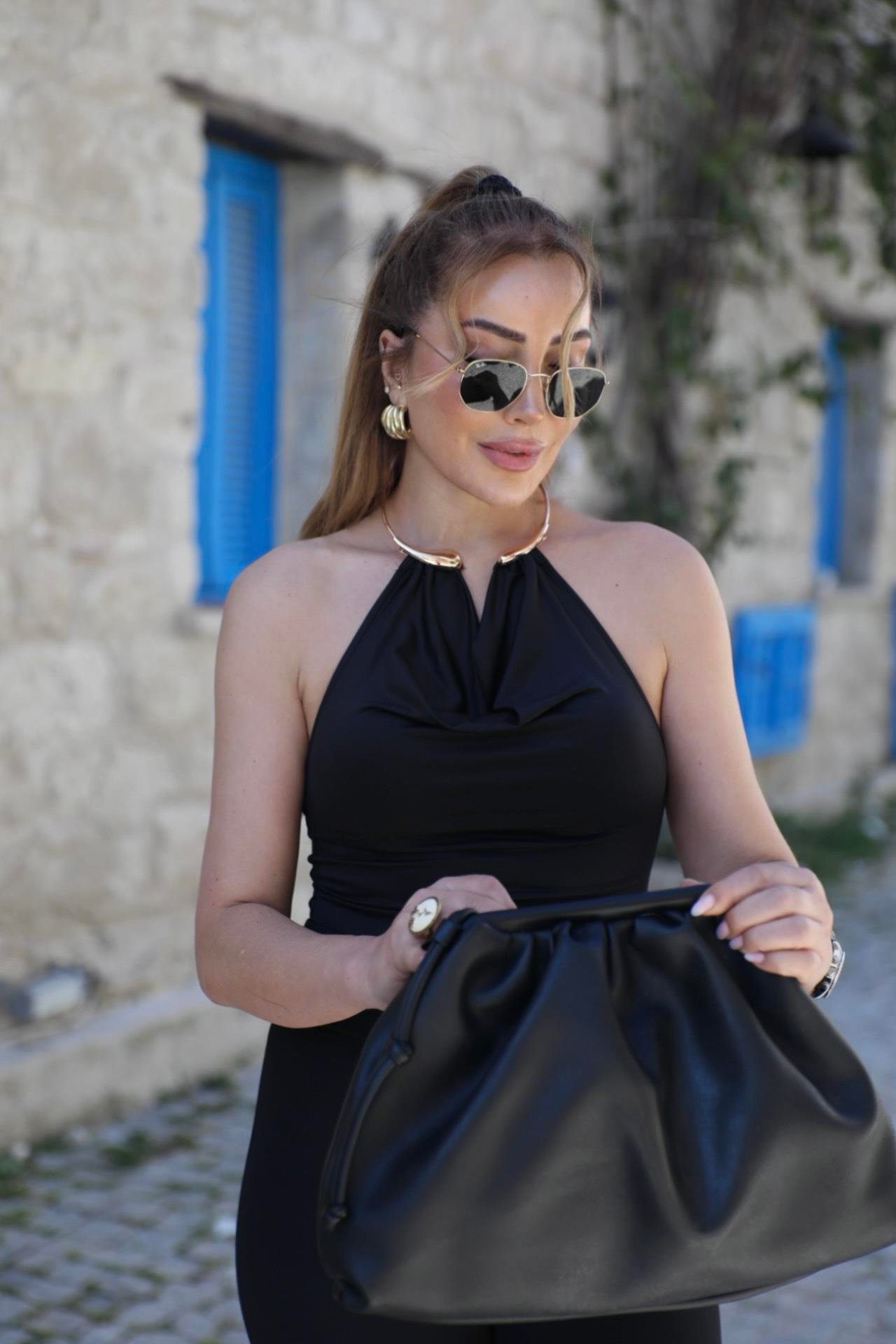 Siyah Gold Detaylı Bodysuit